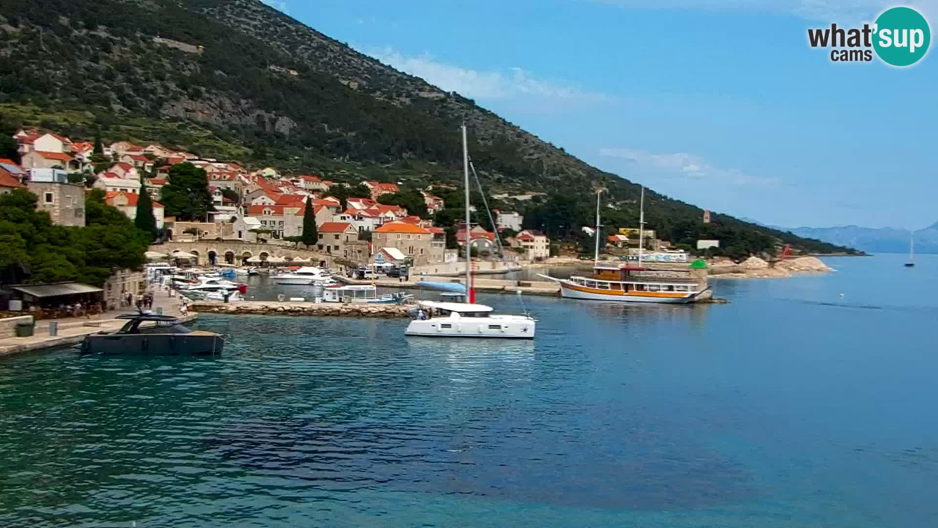 Webcam Bol Town Center & Marina – Live View from Bol, Brač