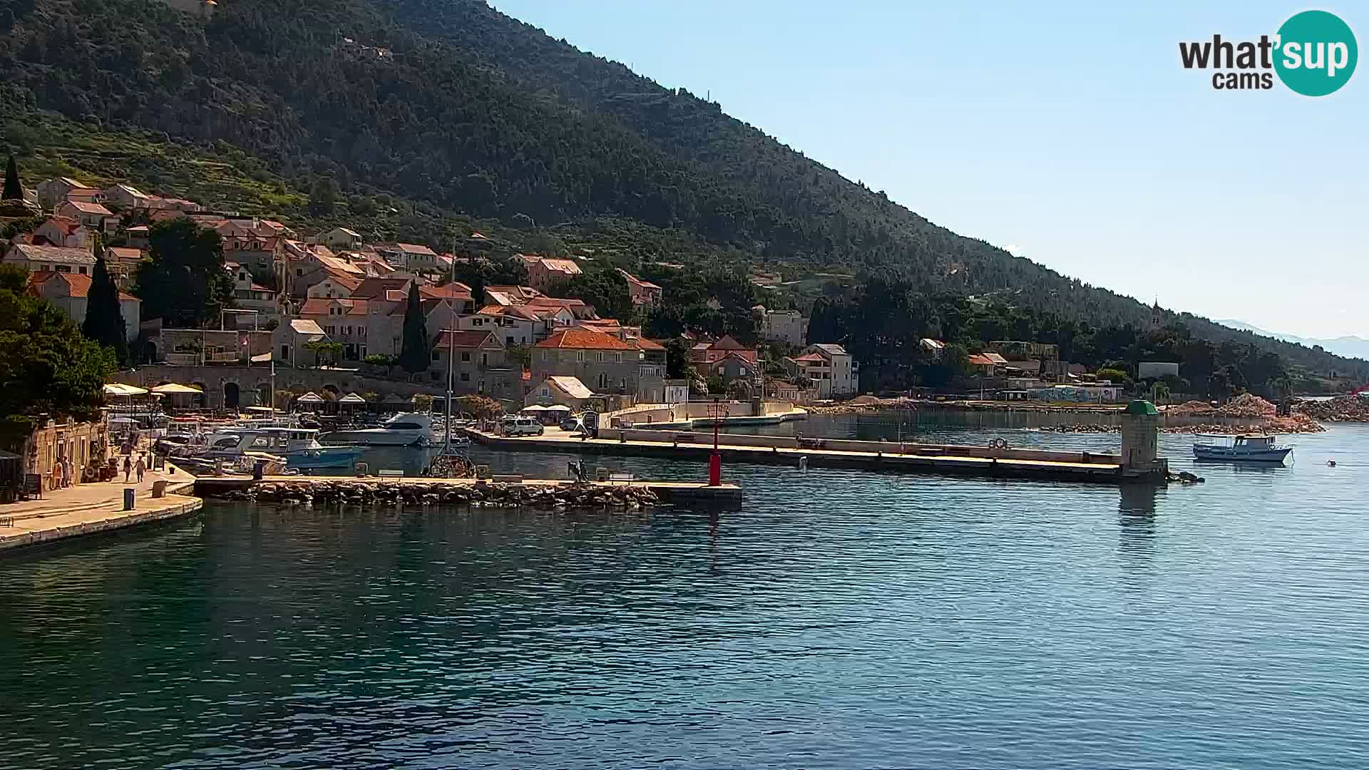 Webcam Bol Town Center & Marina – Live View from Bol, Brač
