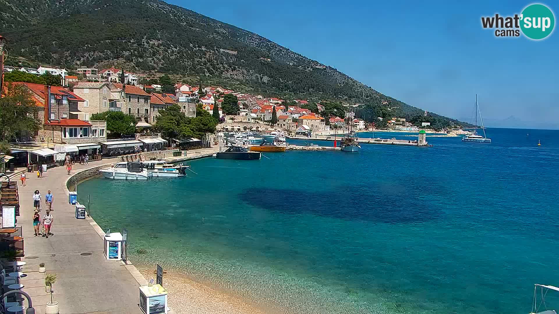 Webcam Bol Town Center & Marina – Live View from Bol, Brač