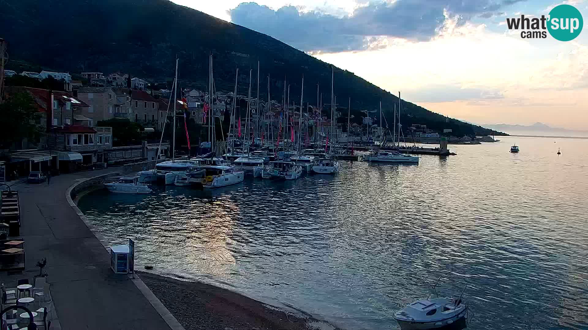 Webcam Bol Centre-Ville & Marina – Vue en direct depuis Bol, île de Brač