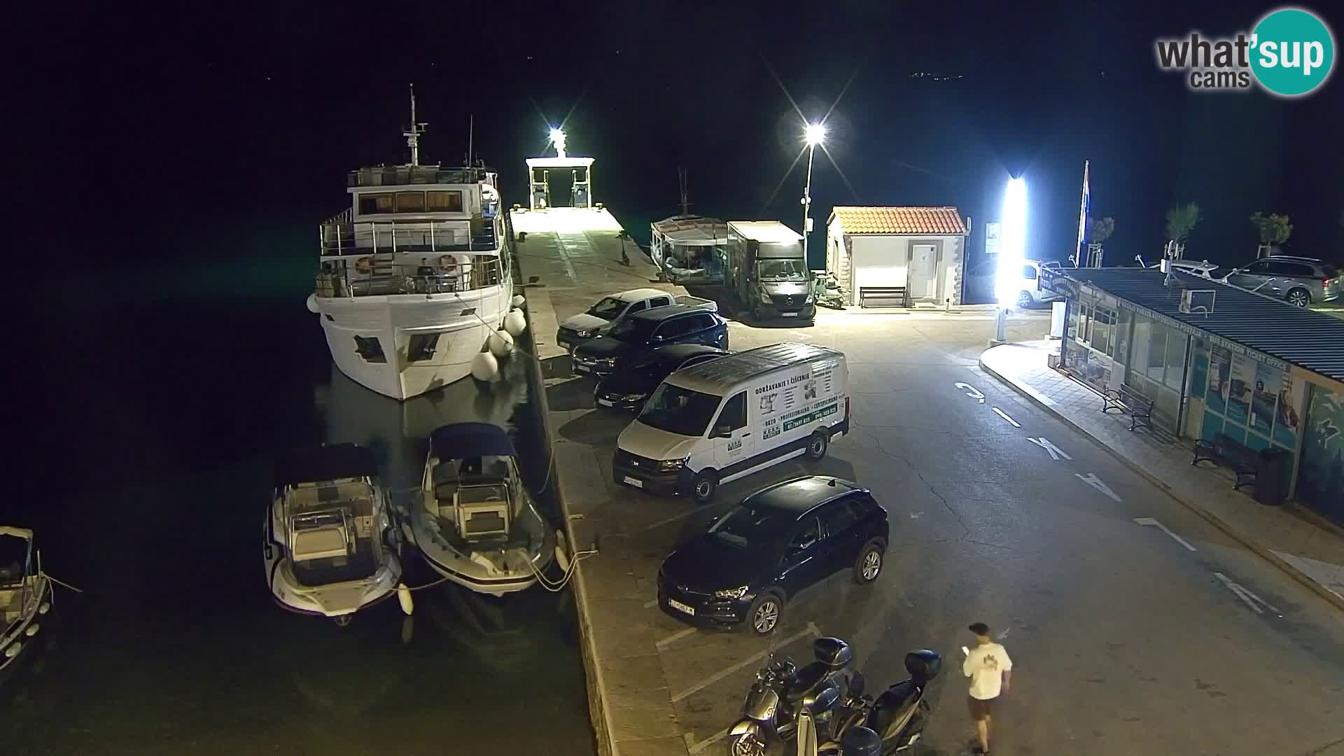 Webcam Bol Town Center & Marina – Live View from Bol, Brač