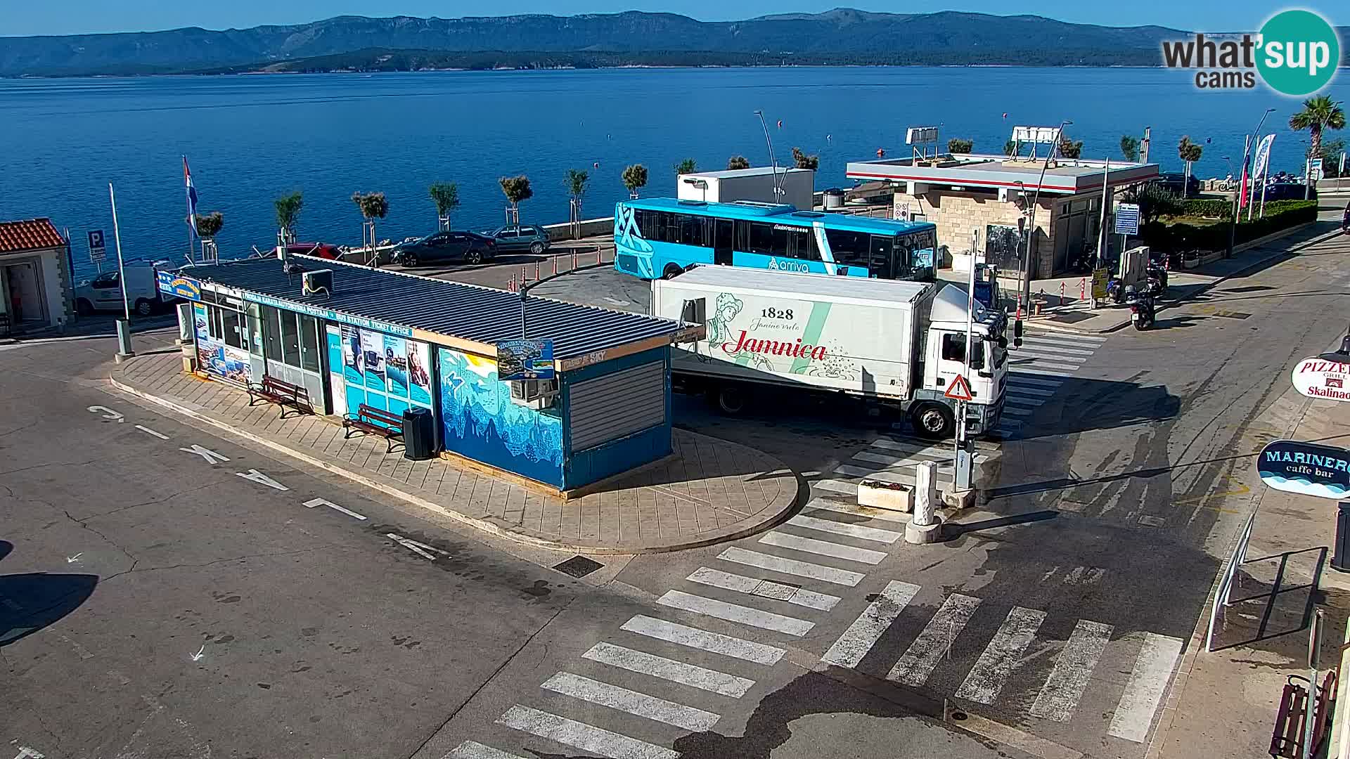 Webcam Bol Hafen & Ortszentrum – Liveblick aus Bol auf der Insel Brač