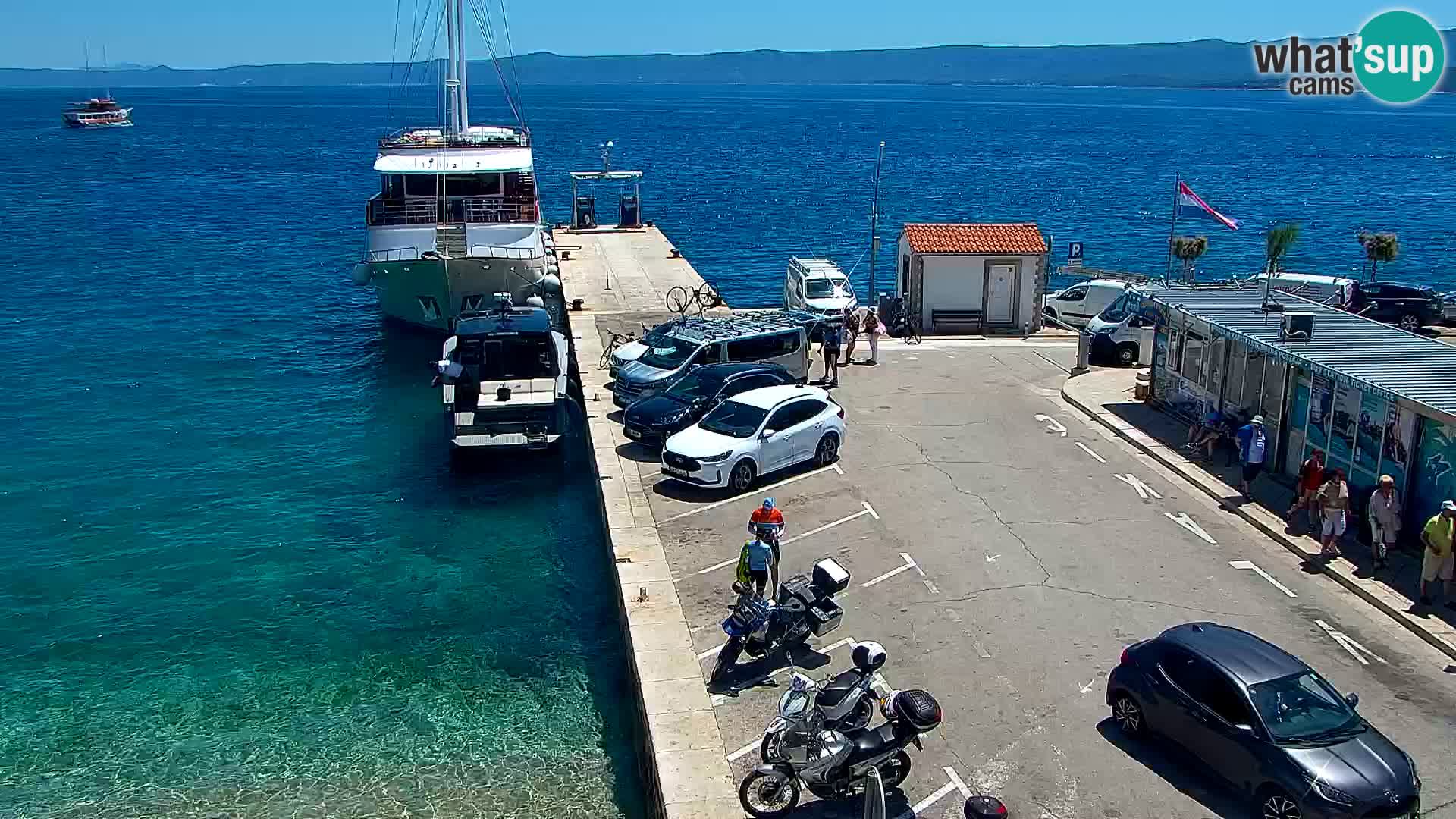 Webcam Bol Town Center & Marina – Live View from Bol, Brač