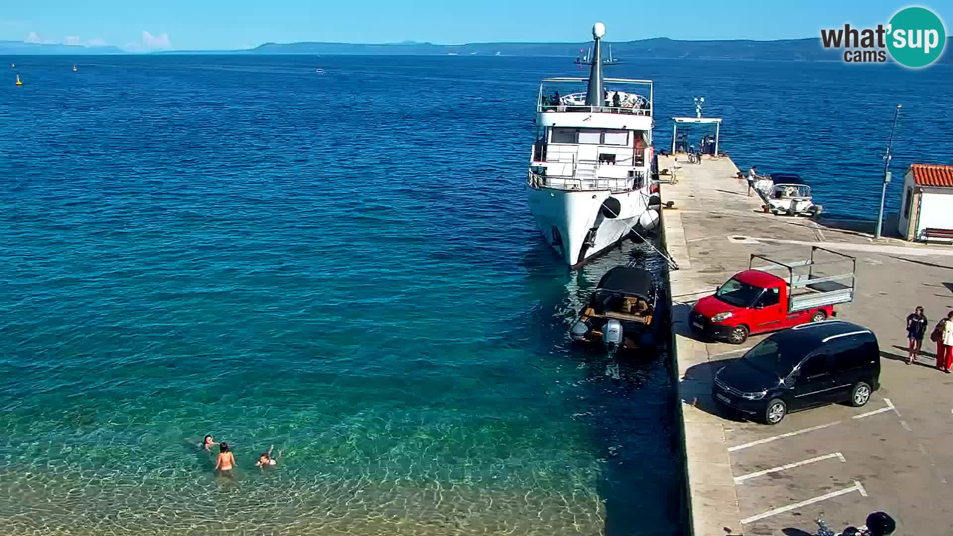 Webcam Bol Town Center & Marina – Live View from Bol, Brač
