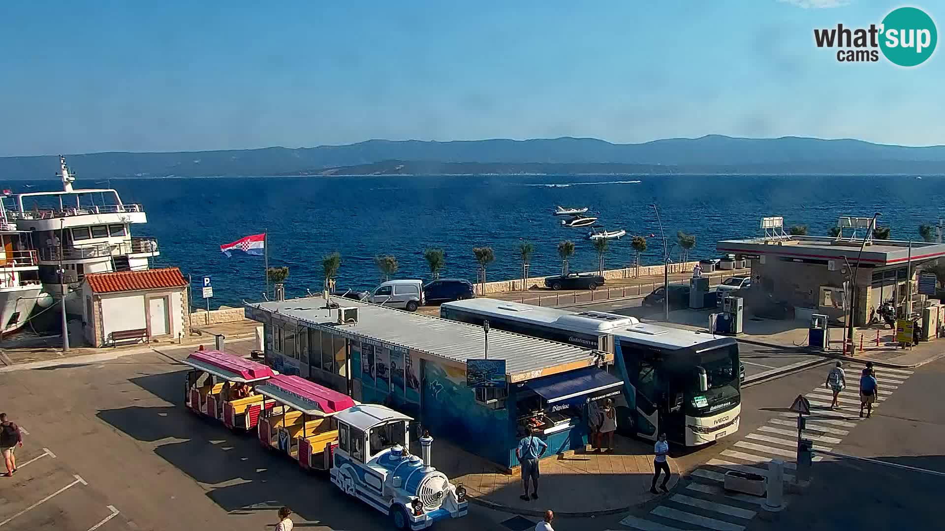 Webcam Bol Town Center & Marina – Live View from Bol, Brač
