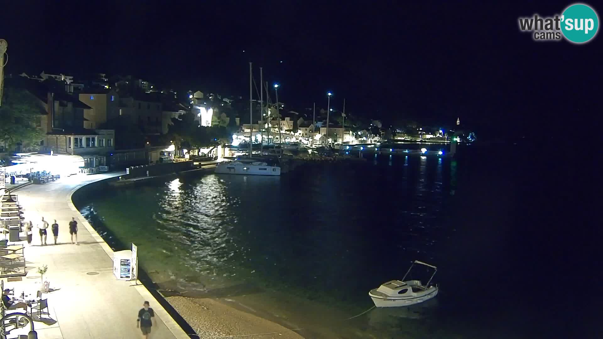 Webcam Bol Centro e Marina – Vista live dal porto di Bol