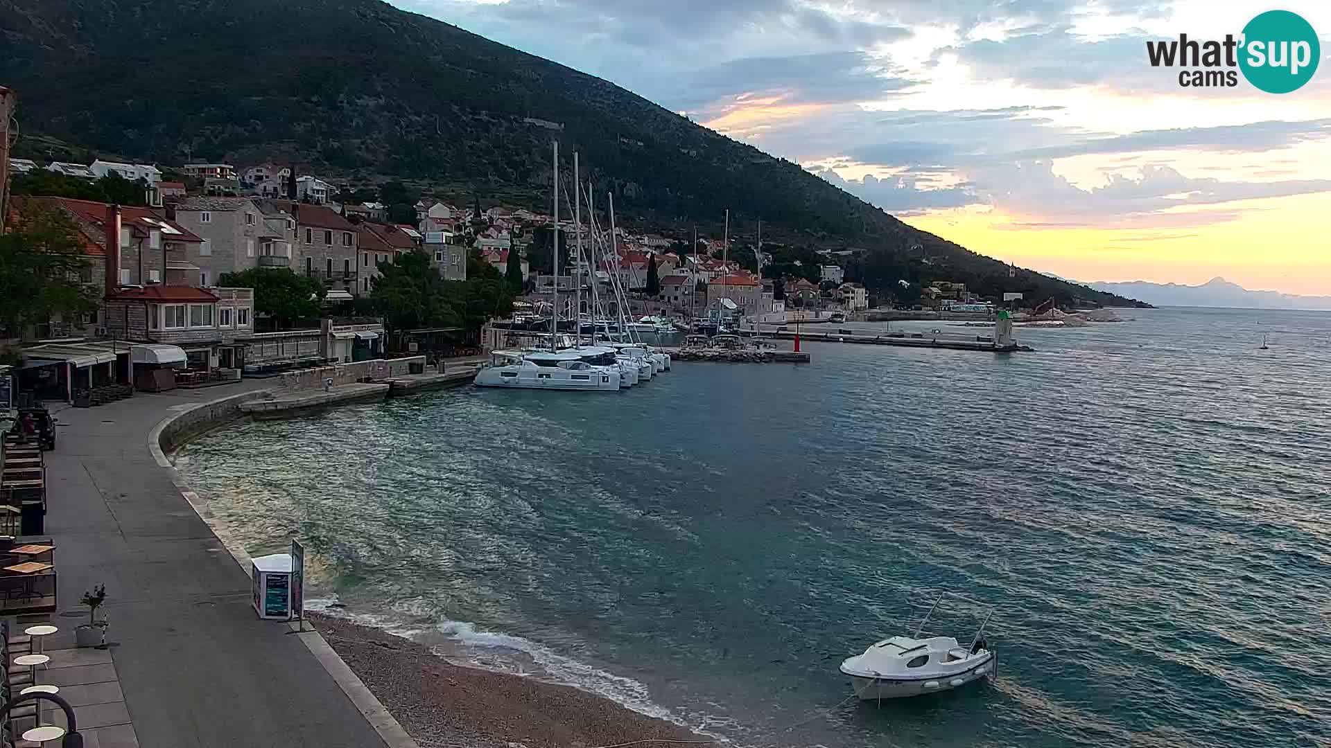 Webcam Bol Town Center & Marina – Live View from Bol, Brač