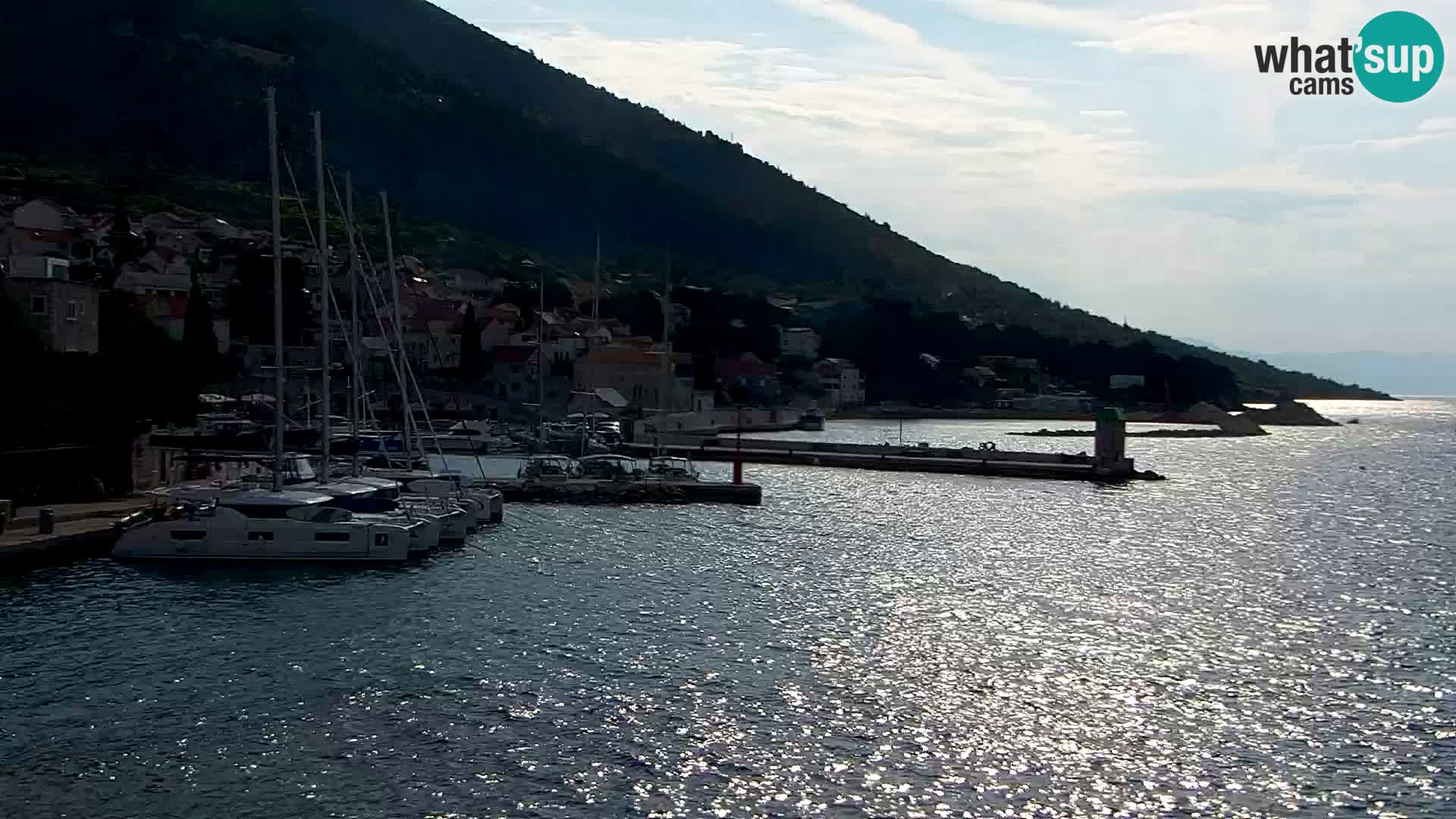 Webcam Bol Town Center & Marina – Live View from Bol, Brač