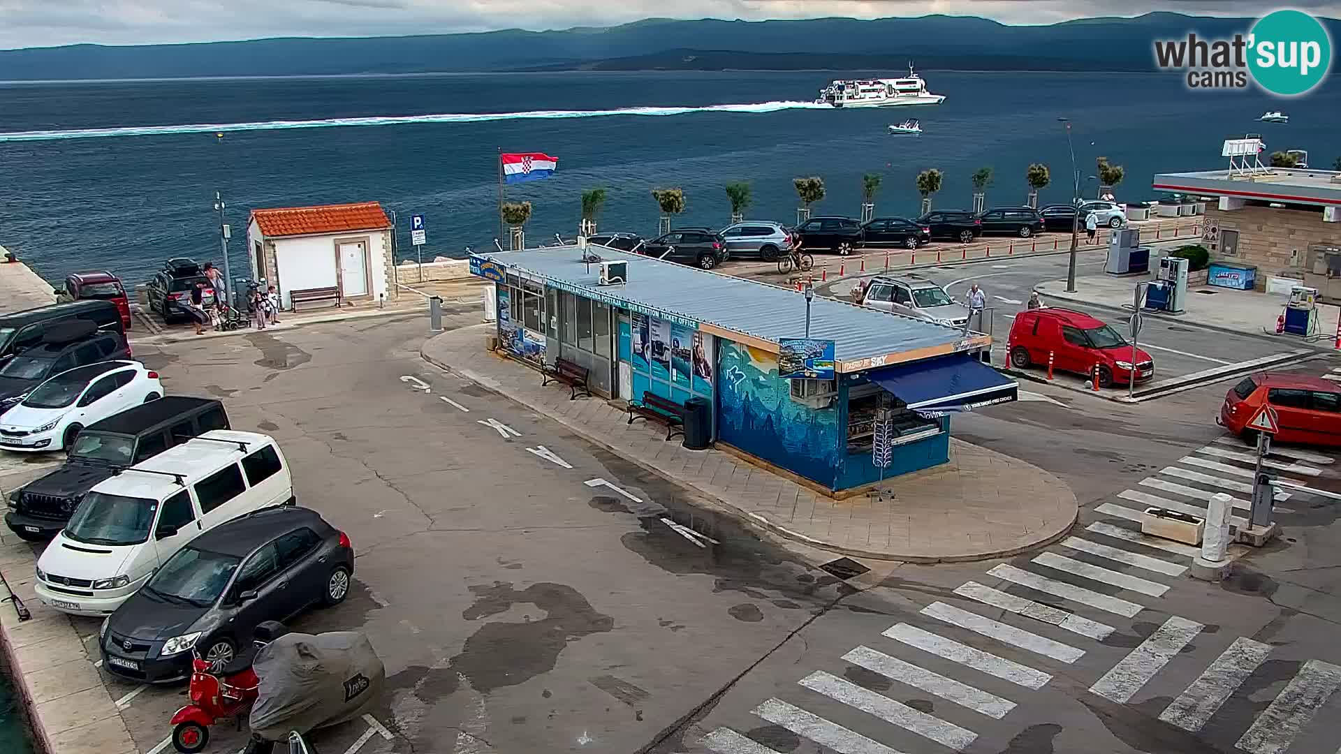 Webcam Bol Town Center & Marina – Live View from Bol, Brač