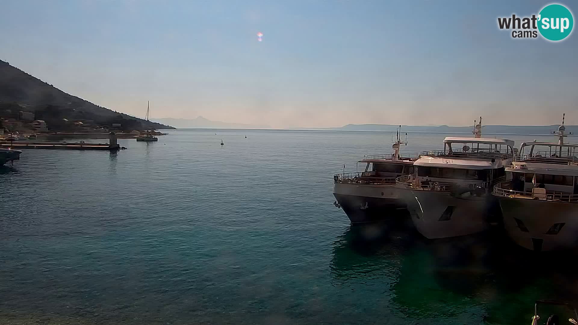 Webcam Bol Town Center & Marina – Live View from Bol, Brač
