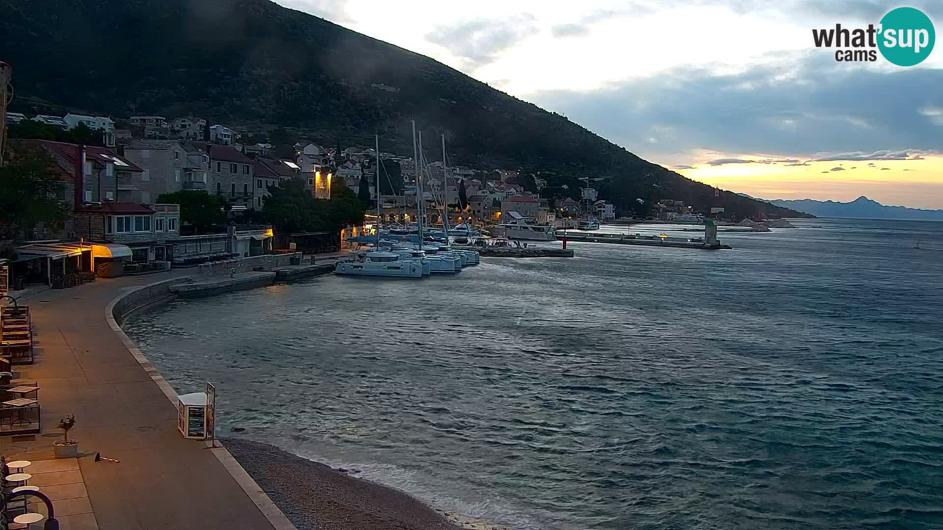 Webcam Bol Town Center & Marina – Live View from Bol, Brač