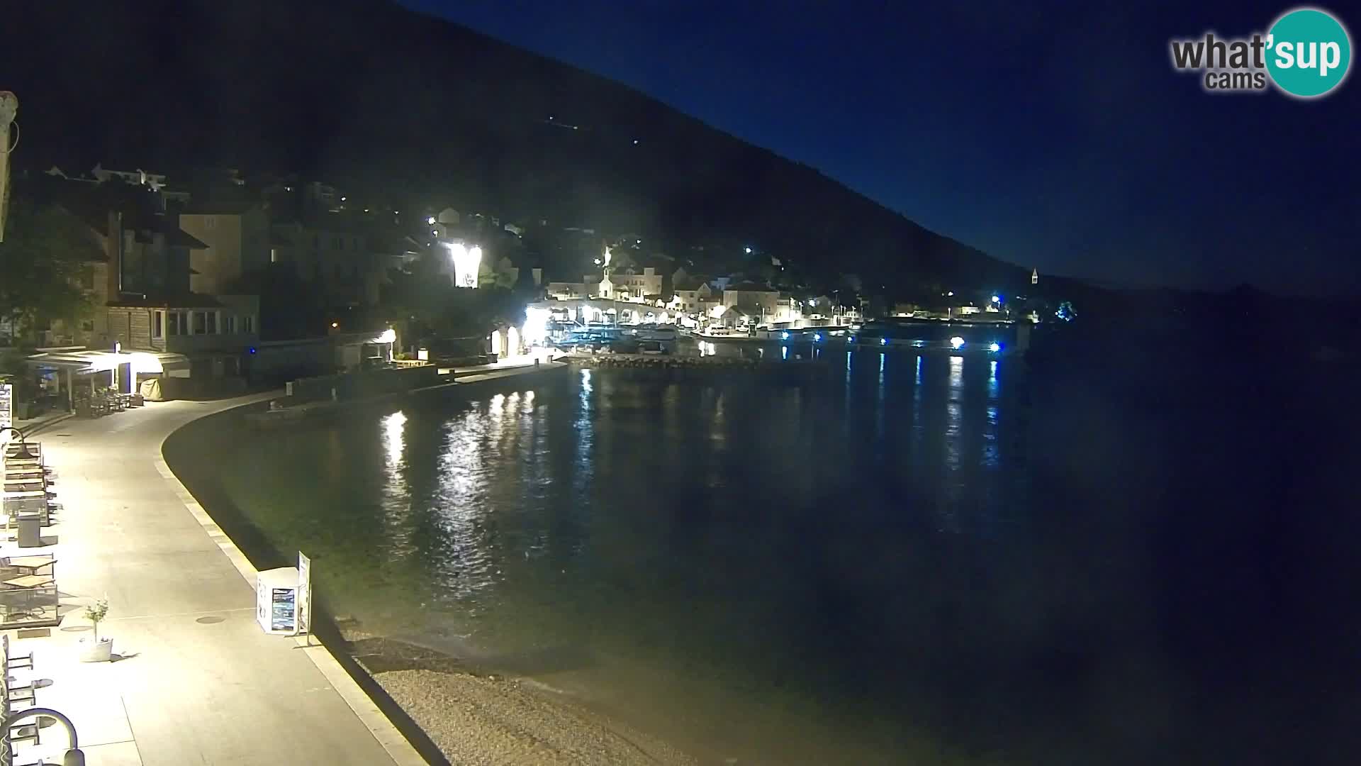 Webcam Bol Centro e Marina – Vista live dal porto di Bol