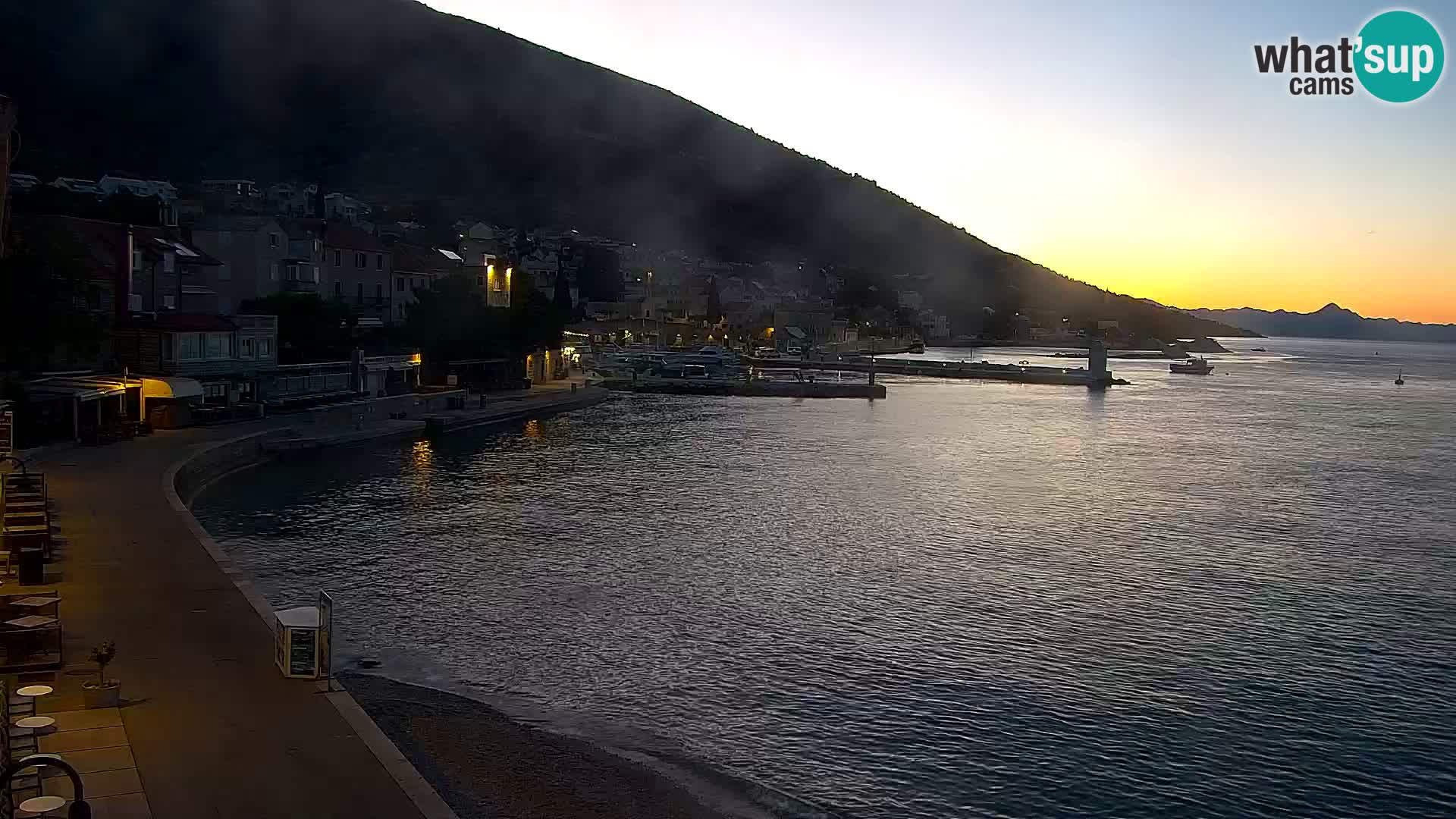 Webcam Bol Town Center & Marina – Live View from Bol, Brač