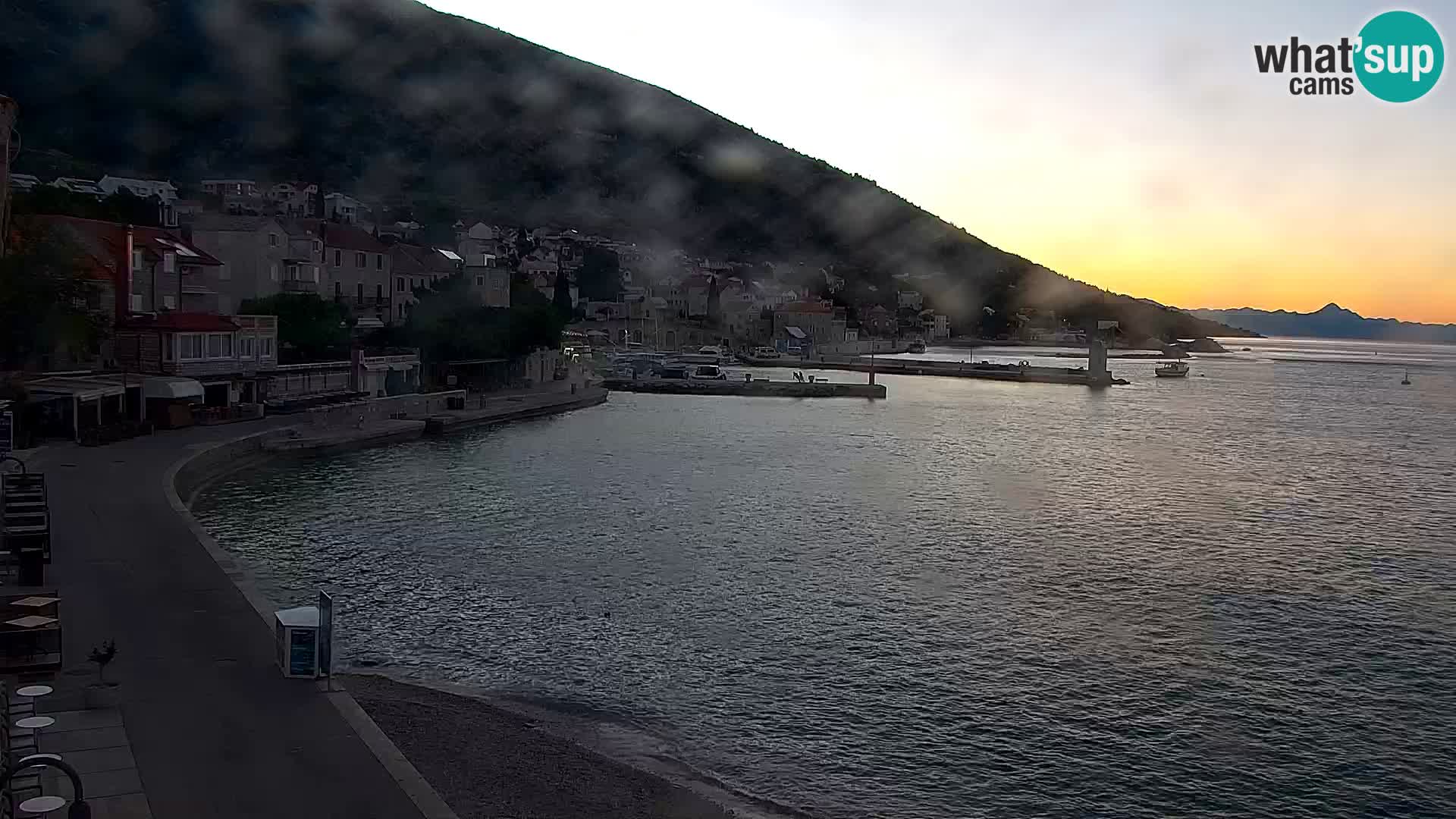 Webcam Bol Hafen & Ortszentrum – Liveblick aus Bol auf der Insel Brač