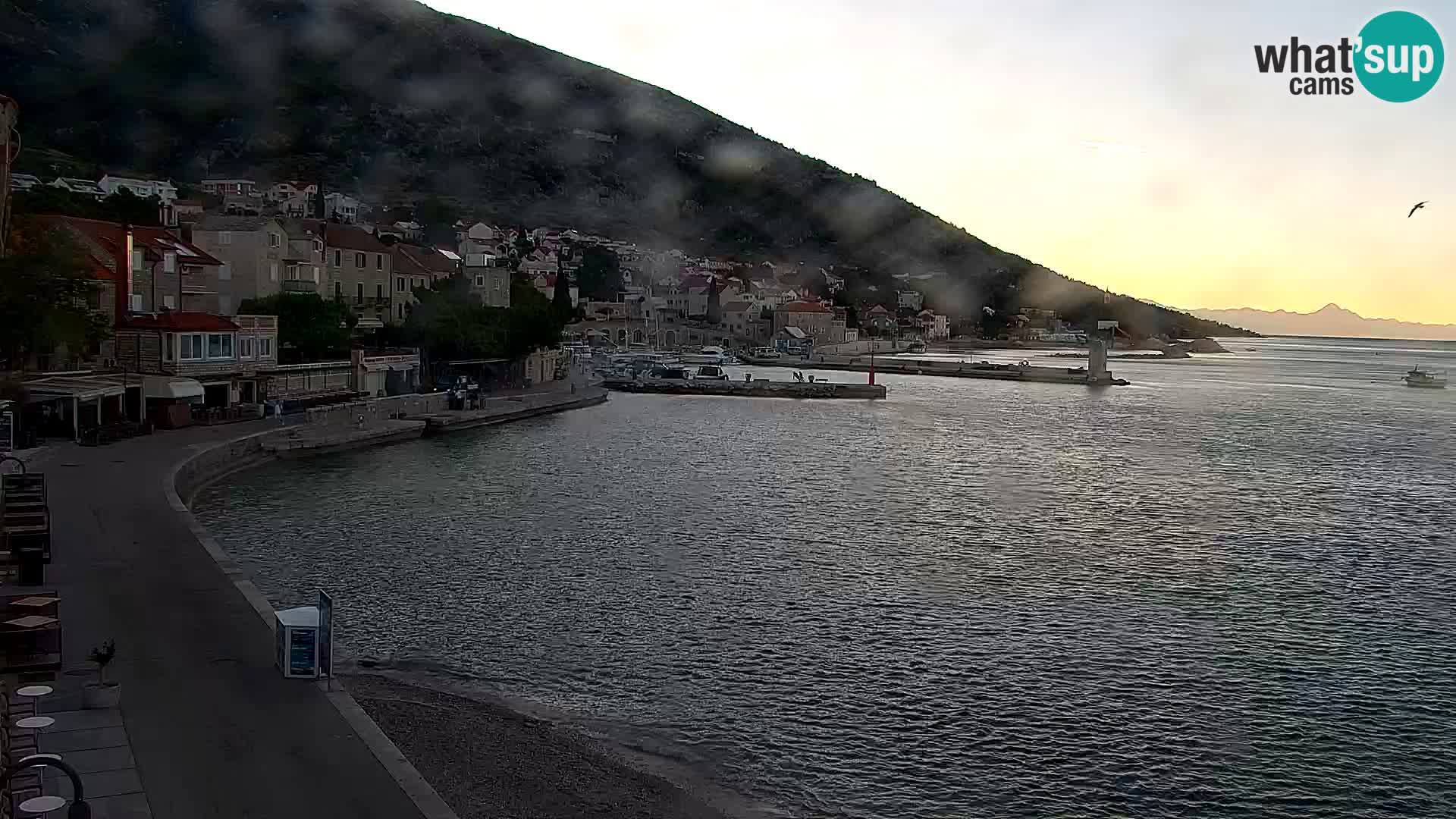 Webcam Bol Hafen & Ortszentrum – Liveblick aus Bol auf der Insel Brač