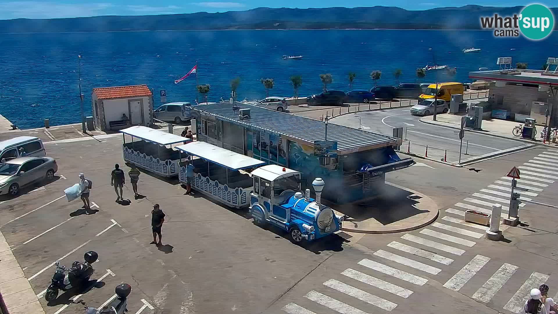 Webcam Bol Centro e Marina – Vista live dal porto di Bol