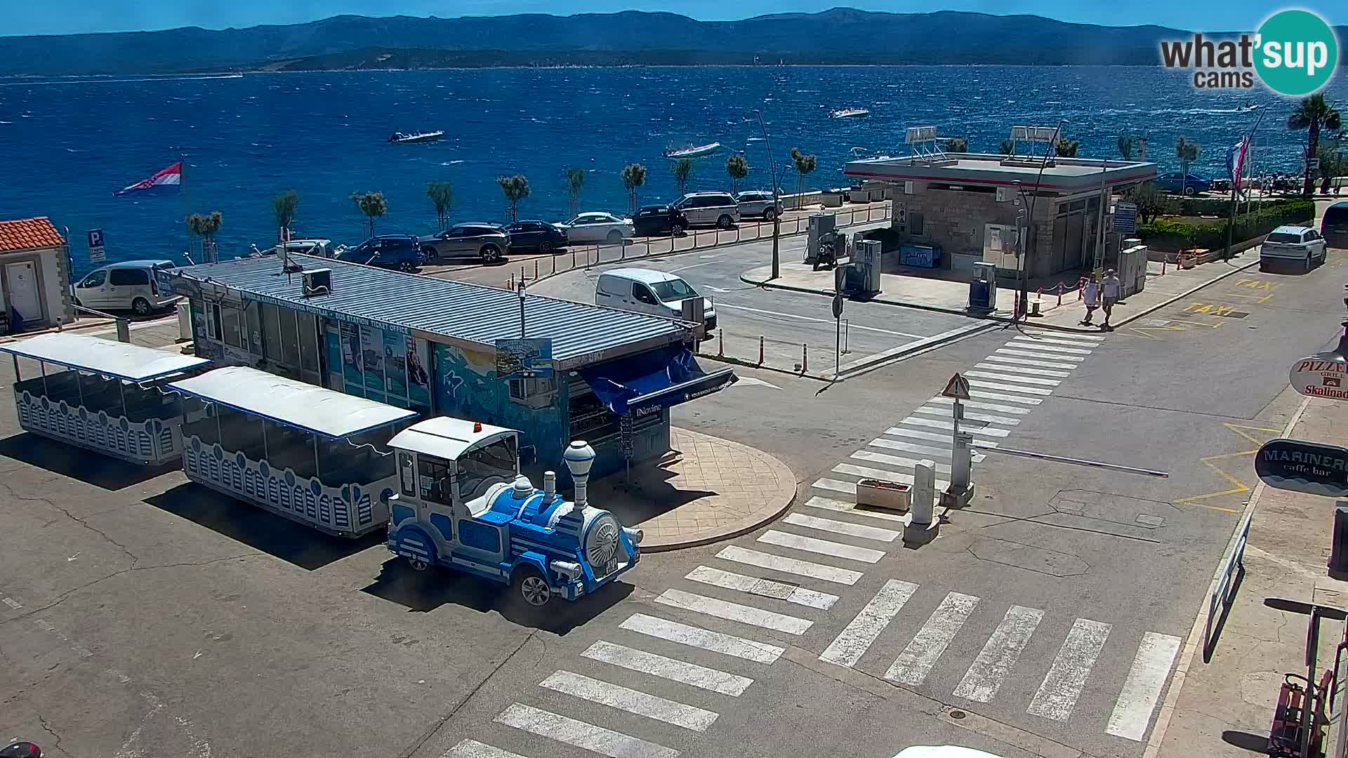 Webcam Bol Centro e Marina – Vista live dal porto di Bol
