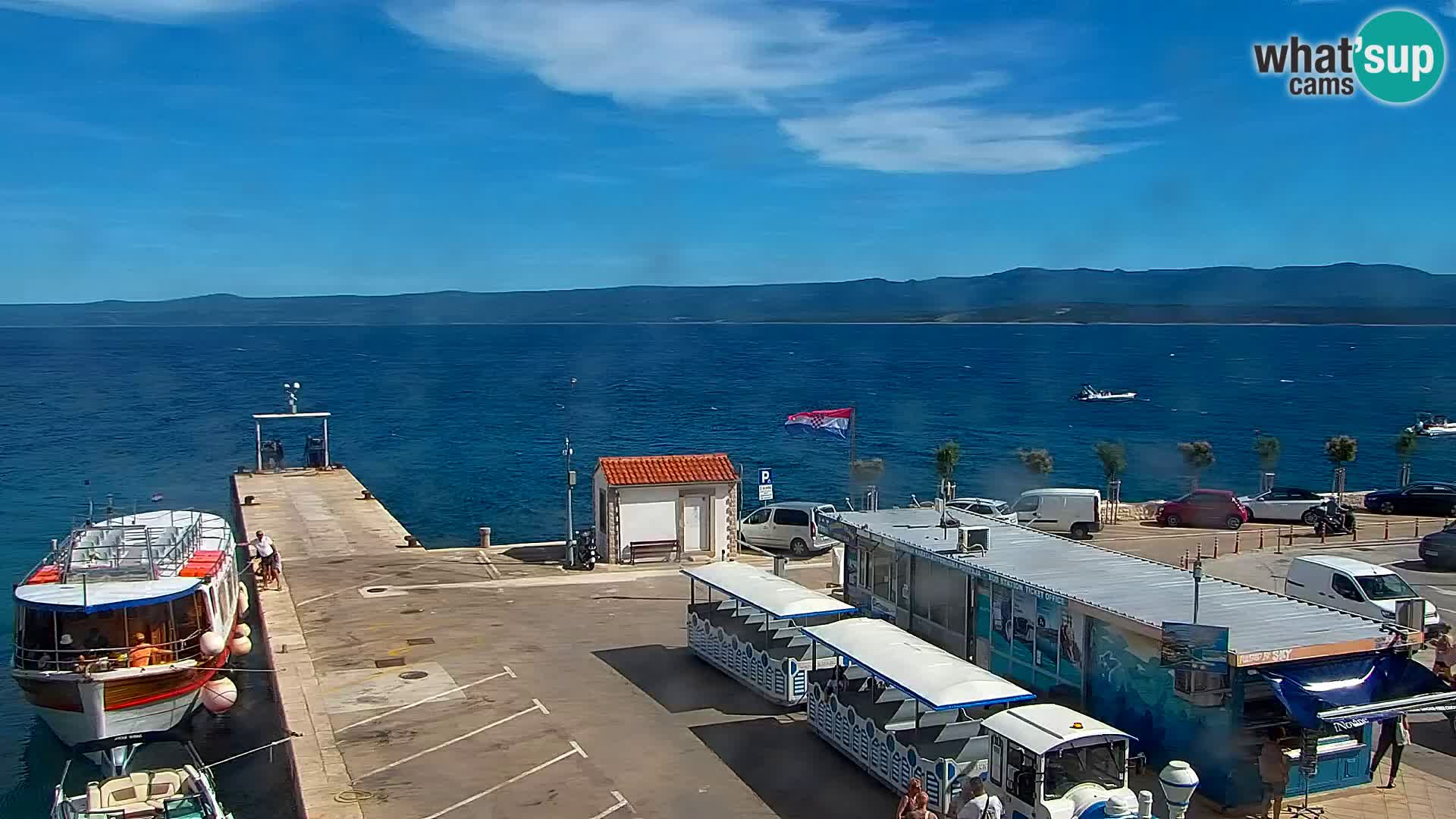 Webcam Bol Centro e Marina – Vista live dal porto di Bol