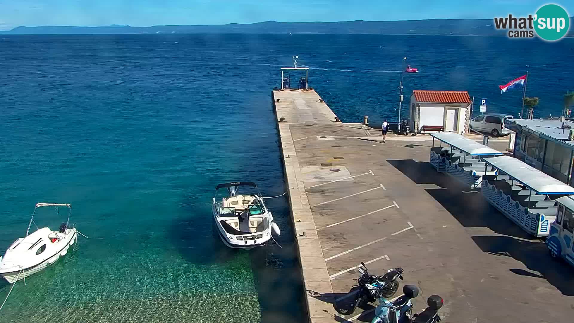 Webcam Bol Hafen & Ortszentrum – Liveblick aus Bol auf der Insel Brač