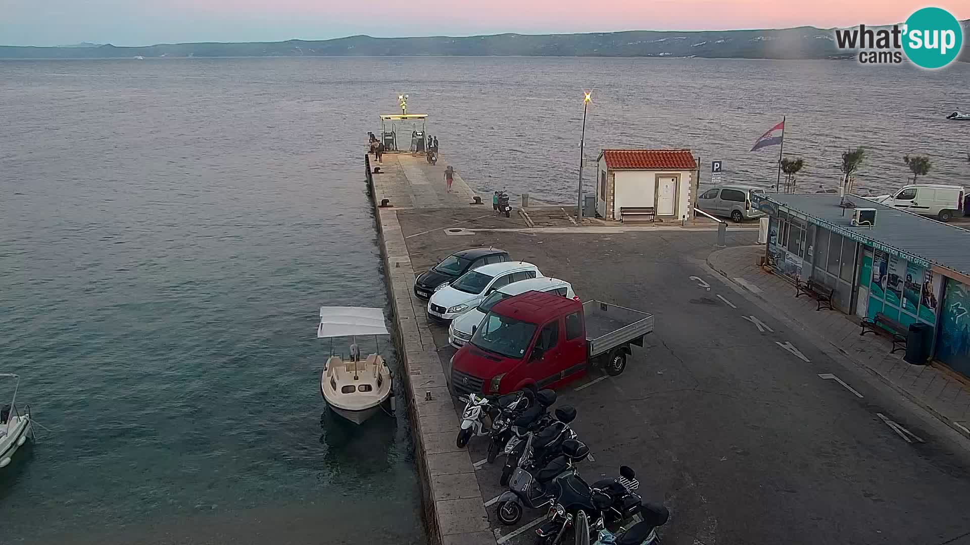 Webcam Bol centre-ville & marina – Vue en direct depuis Bol, île de Brač
