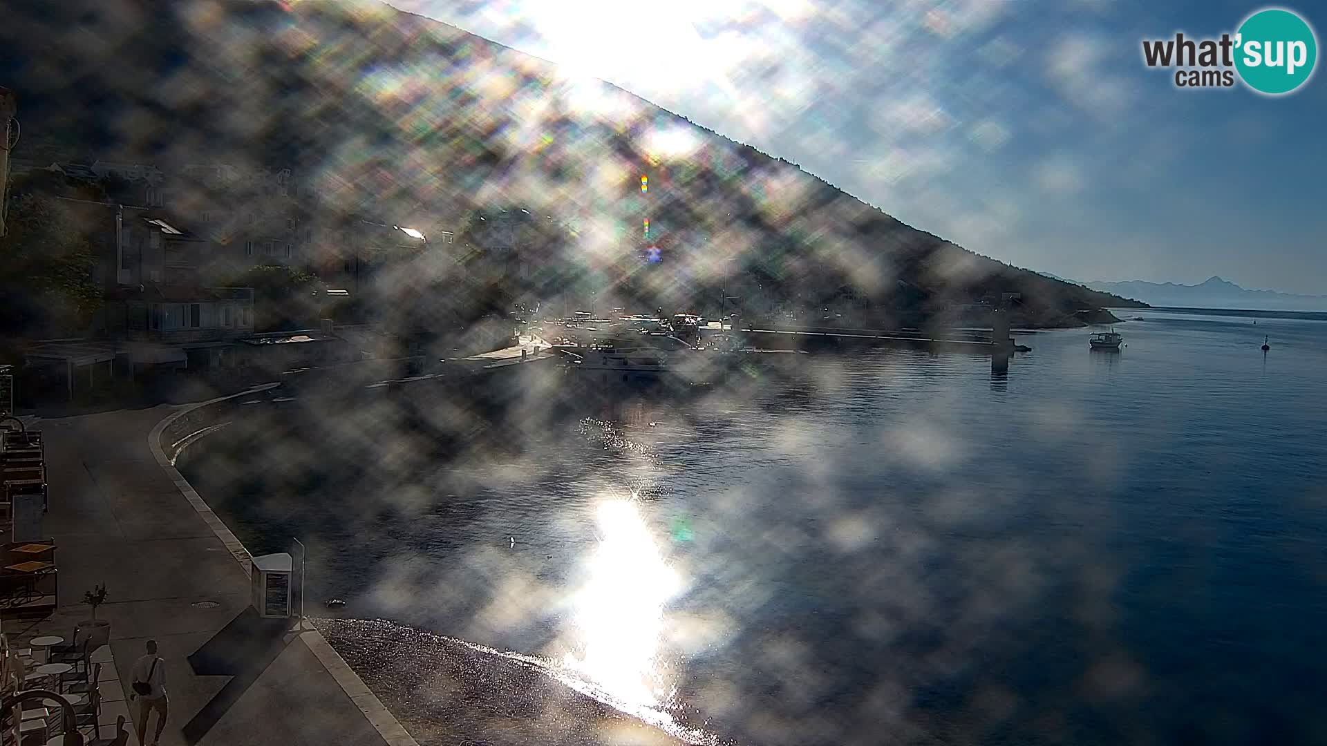 Webcam Bol Centro e Marina – Vista live dal porto di Bol
