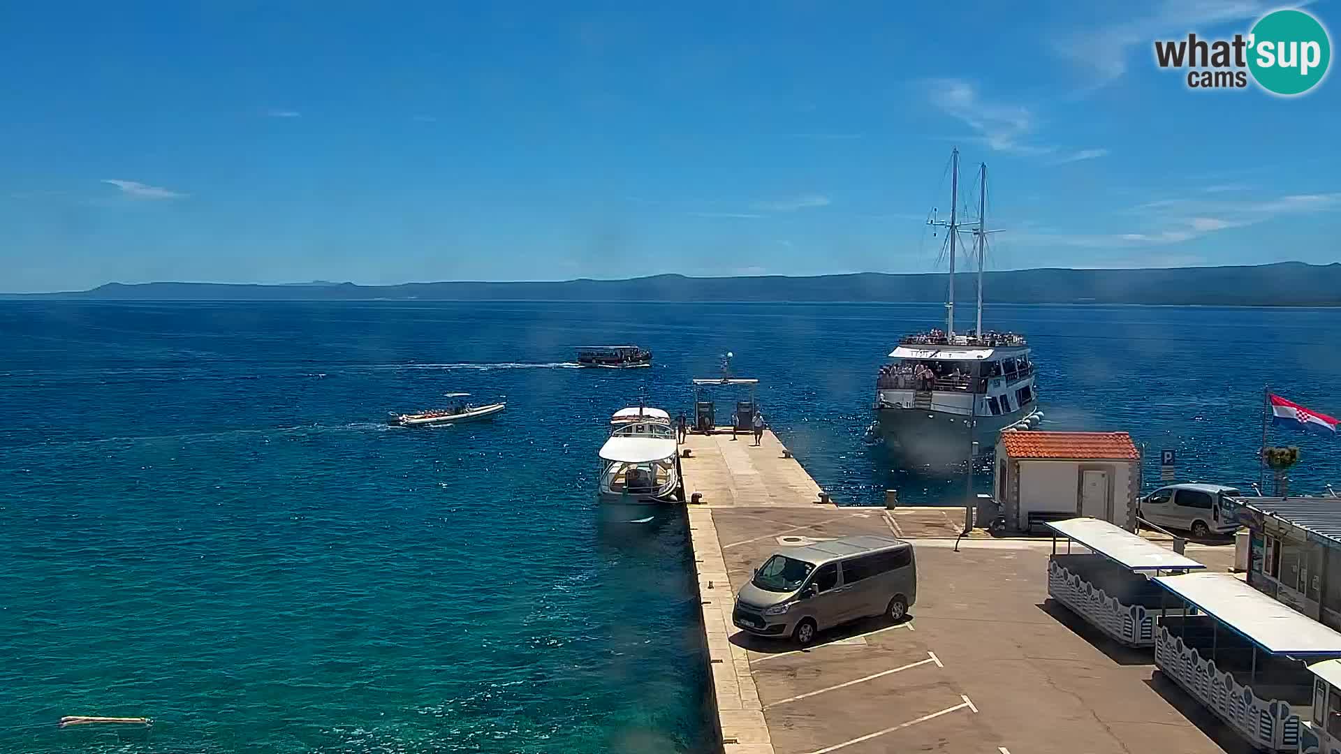 Webcam Bol Town Center & Marina – Live View from Bol, Brač