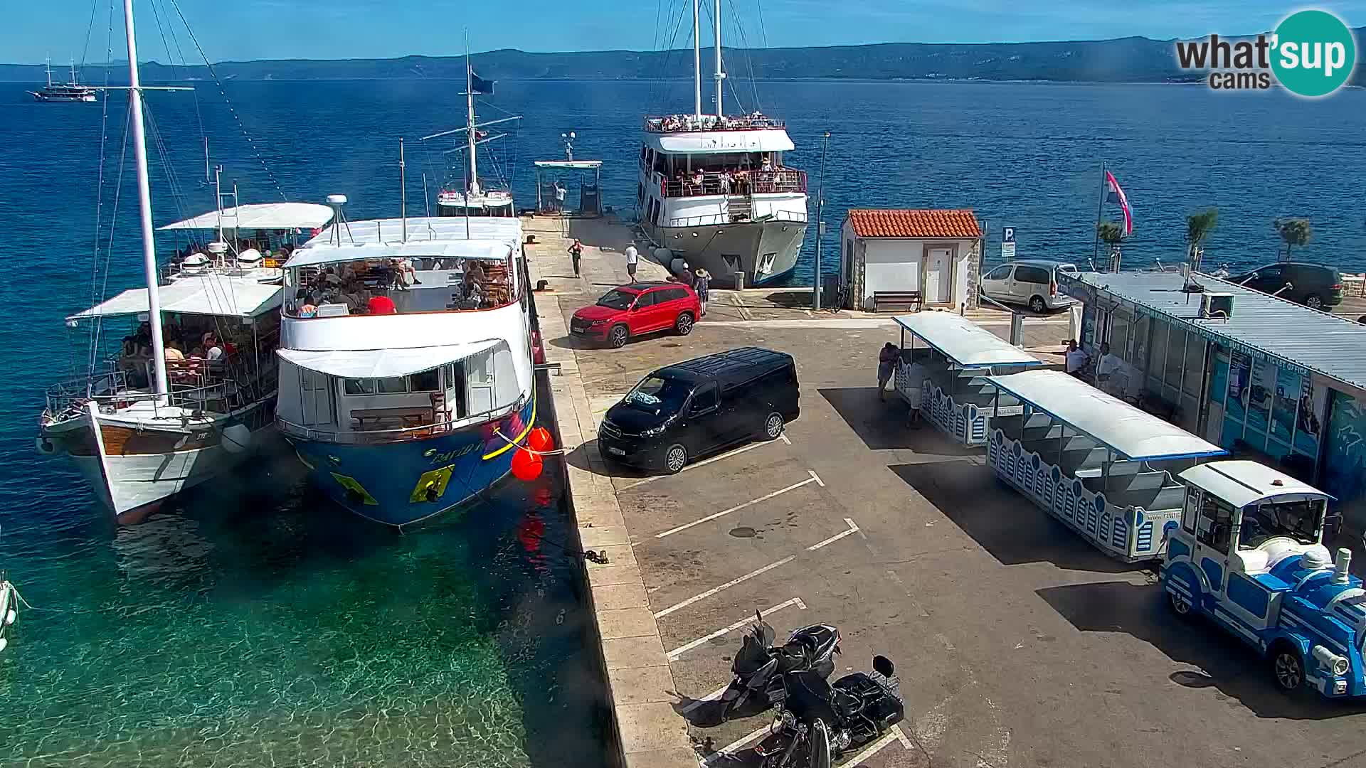 Webcam Bol Hafen & Ortszentrum – Liveblick aus Bol auf der Insel Brač