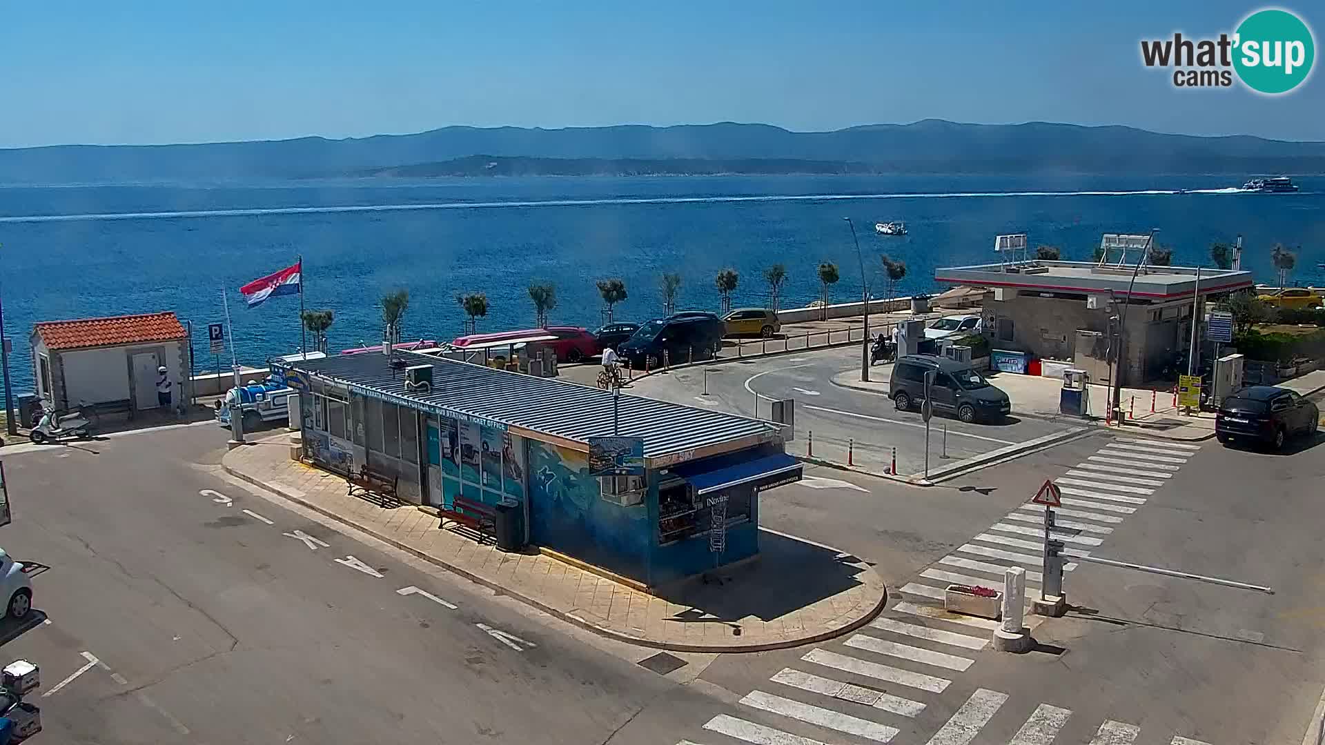 Webcam Bol Centro e Marina – Vista live dal porto di Bol