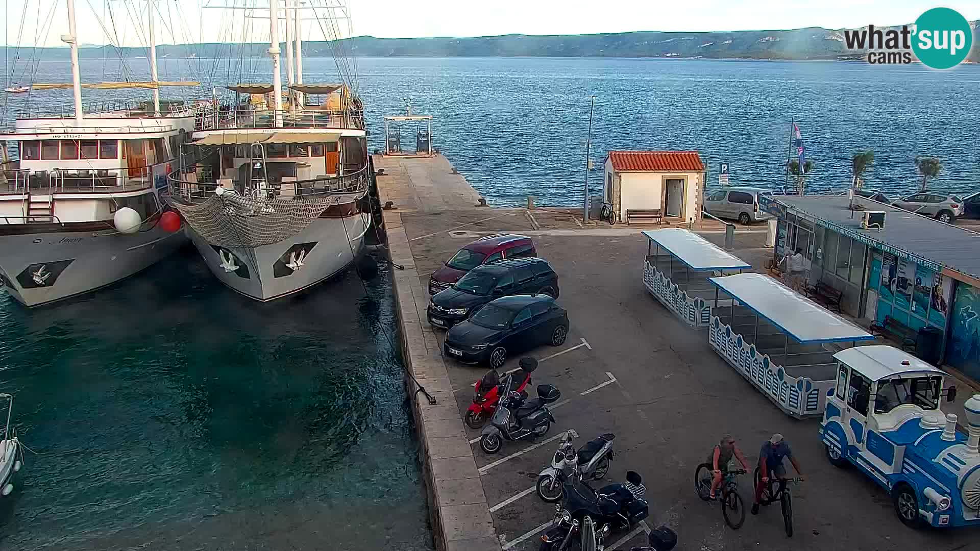 Webcam Bol centre-ville & marina – Vue en direct depuis Bol, île de Brač