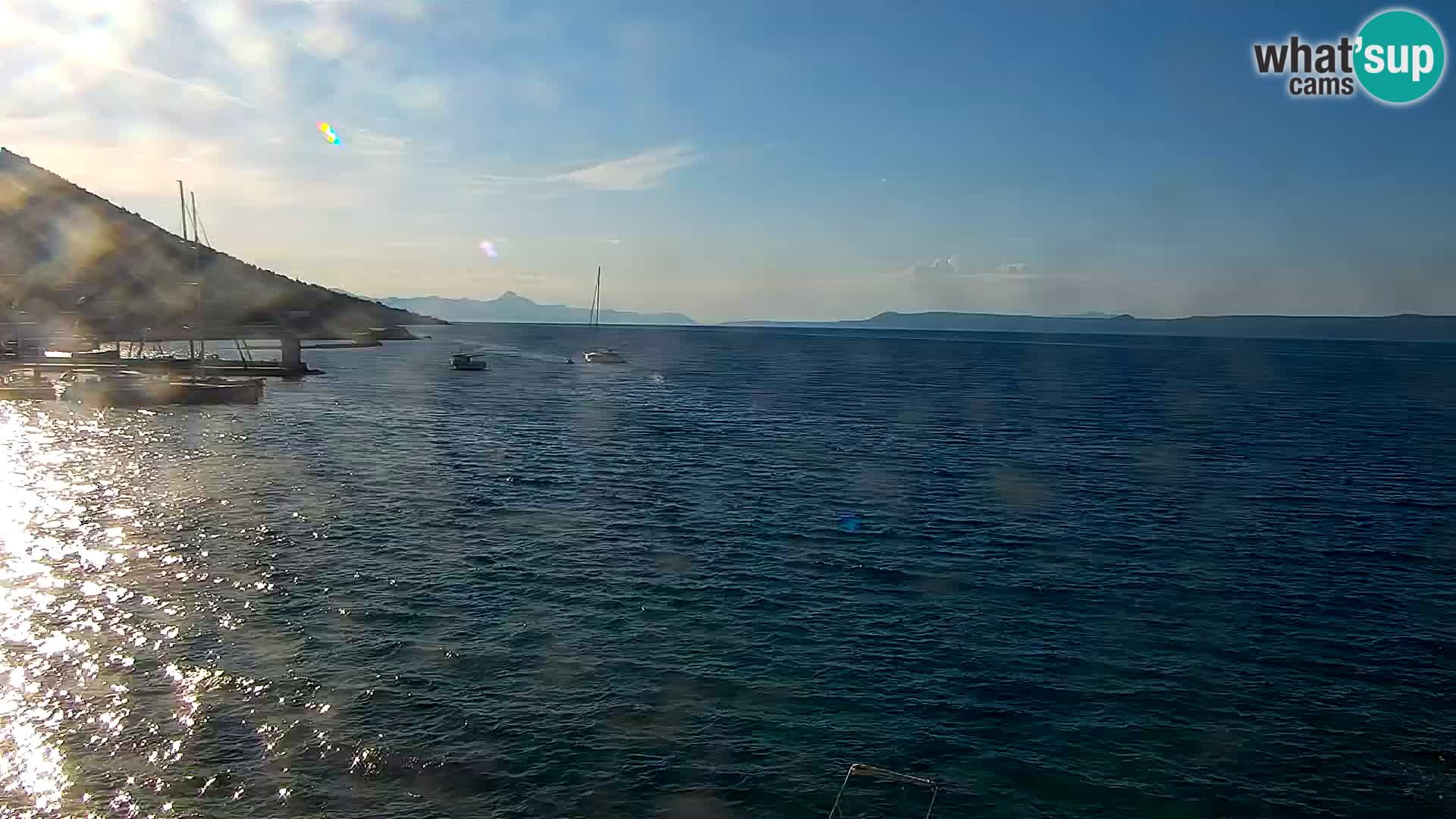 Webcam Bol Hafen & Ortszentrum – Liveblick aus Bol auf der Insel Brač