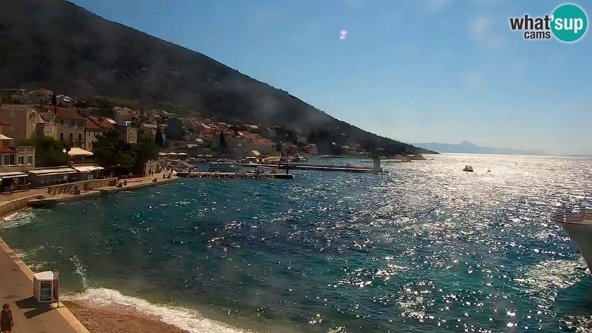 Webcam Bol Town Center & Marina – Live View from Bol, Brač