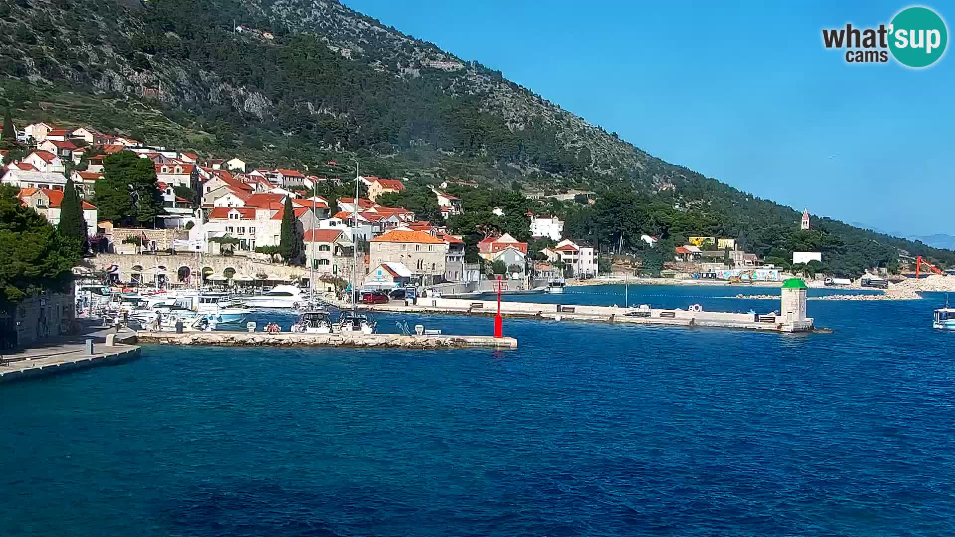 Webcam Bol Town Center & Marina – Live View from Bol, Brač