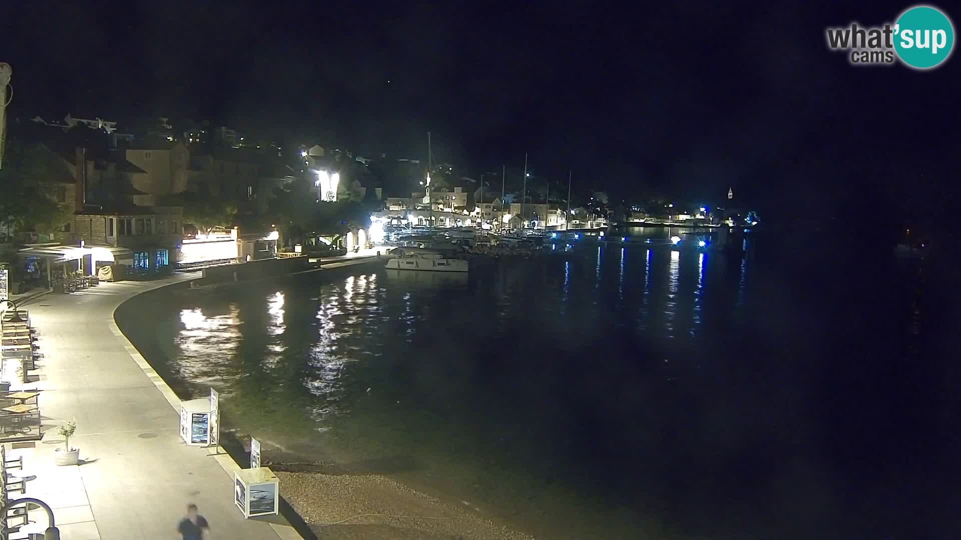Webcam Bol Centro e Marina – Vista live dal porto di Bol