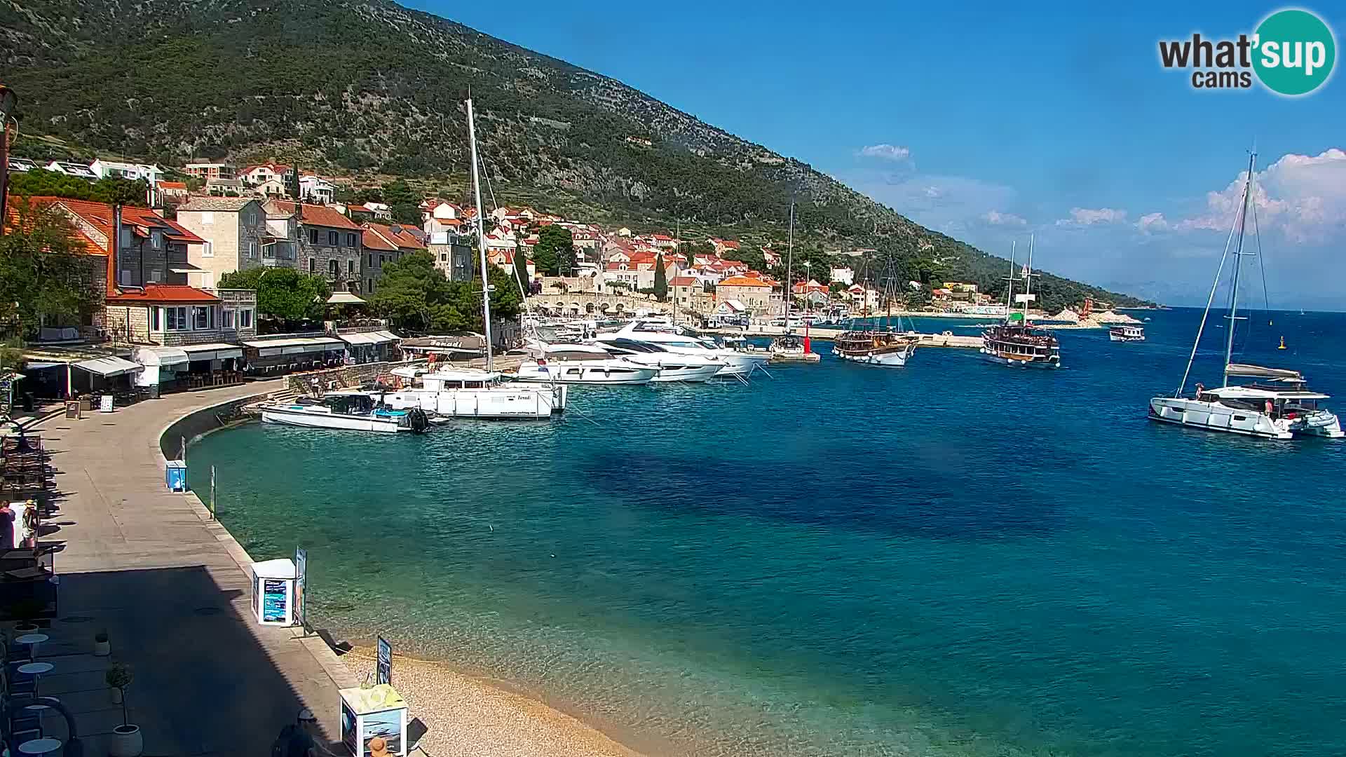 Webcam Bol Town Center & Marina – Live View from Bol, Brač