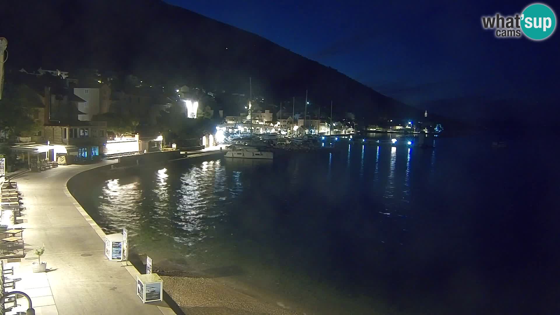 Webcam Bol Town Center & Marina – Live View from Bol, Brač