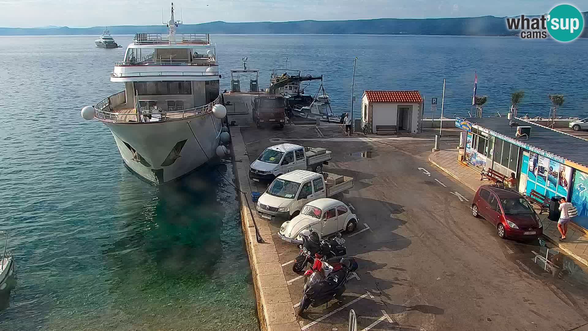 Webcam Bol Town Center & Marina – Live View from Bol, Brač