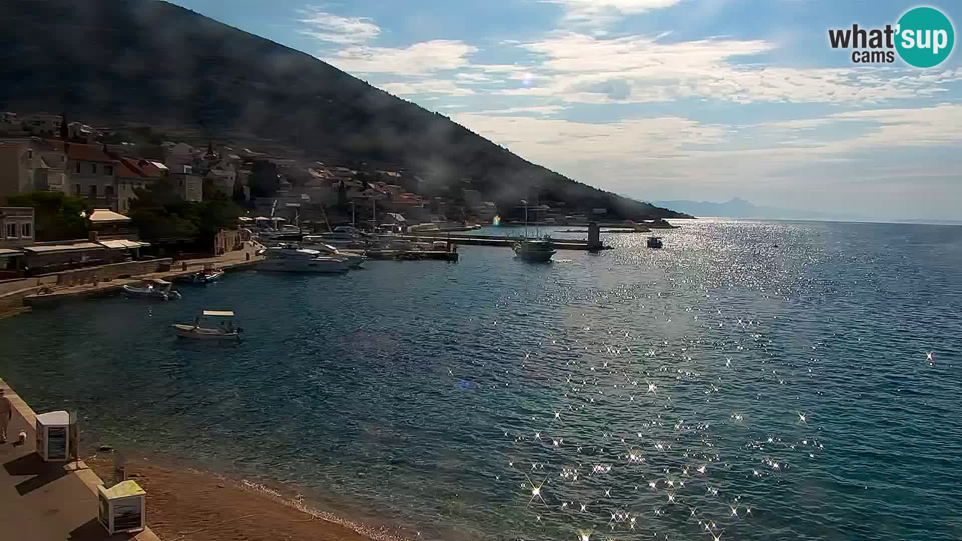 Webcam Bol Town Center & Marina – Live View from Bol, Brač