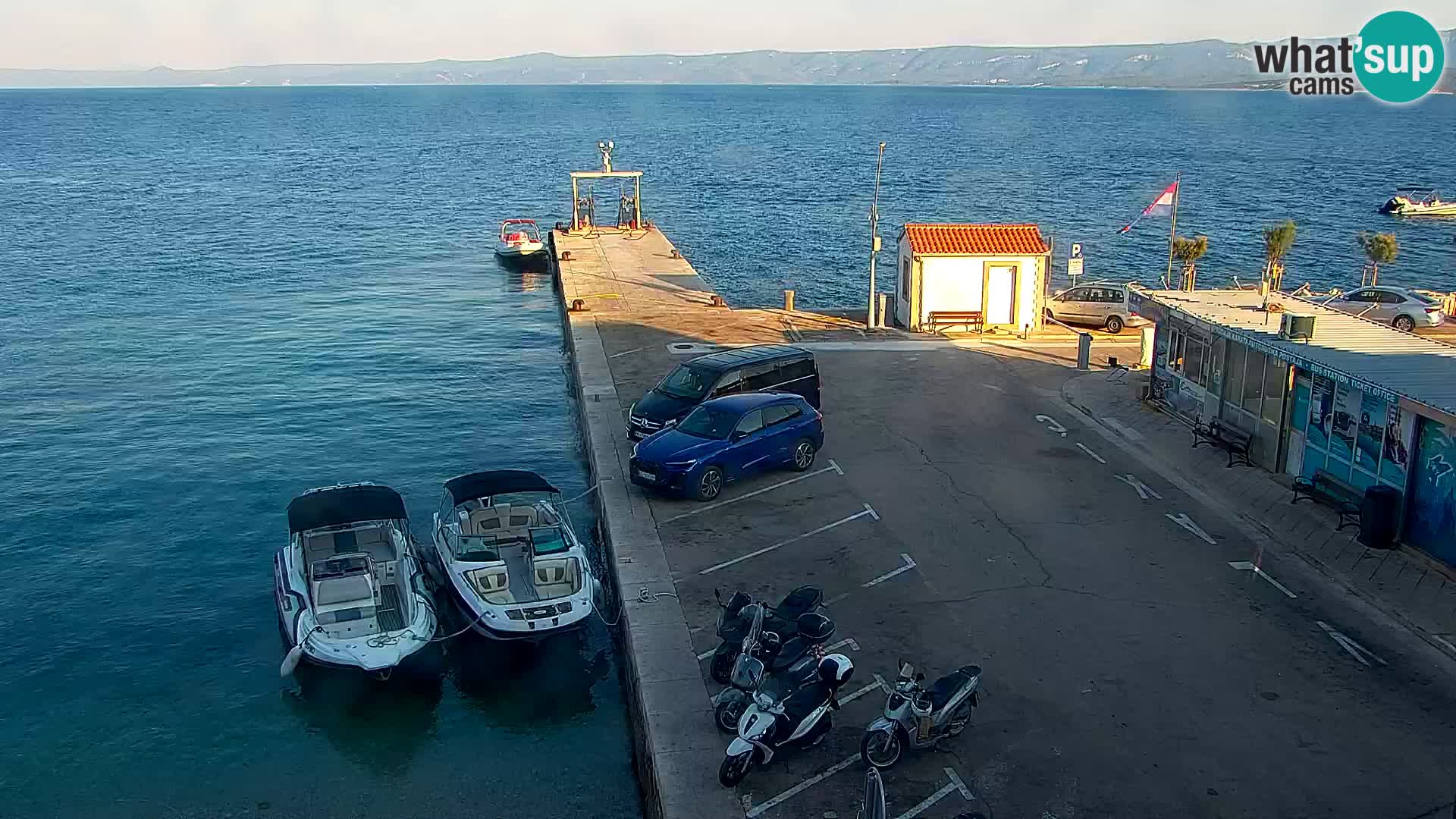 Webcam Bol Centre-Ville & Marina – Vue en direct depuis Bol, île de Brač