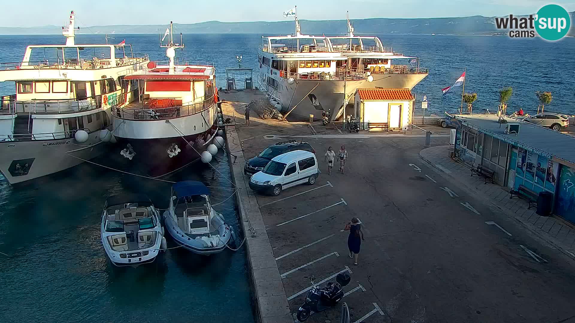 Webcam Bol Centre-Ville & Marina – Vue en direct depuis Bol, île de Brač