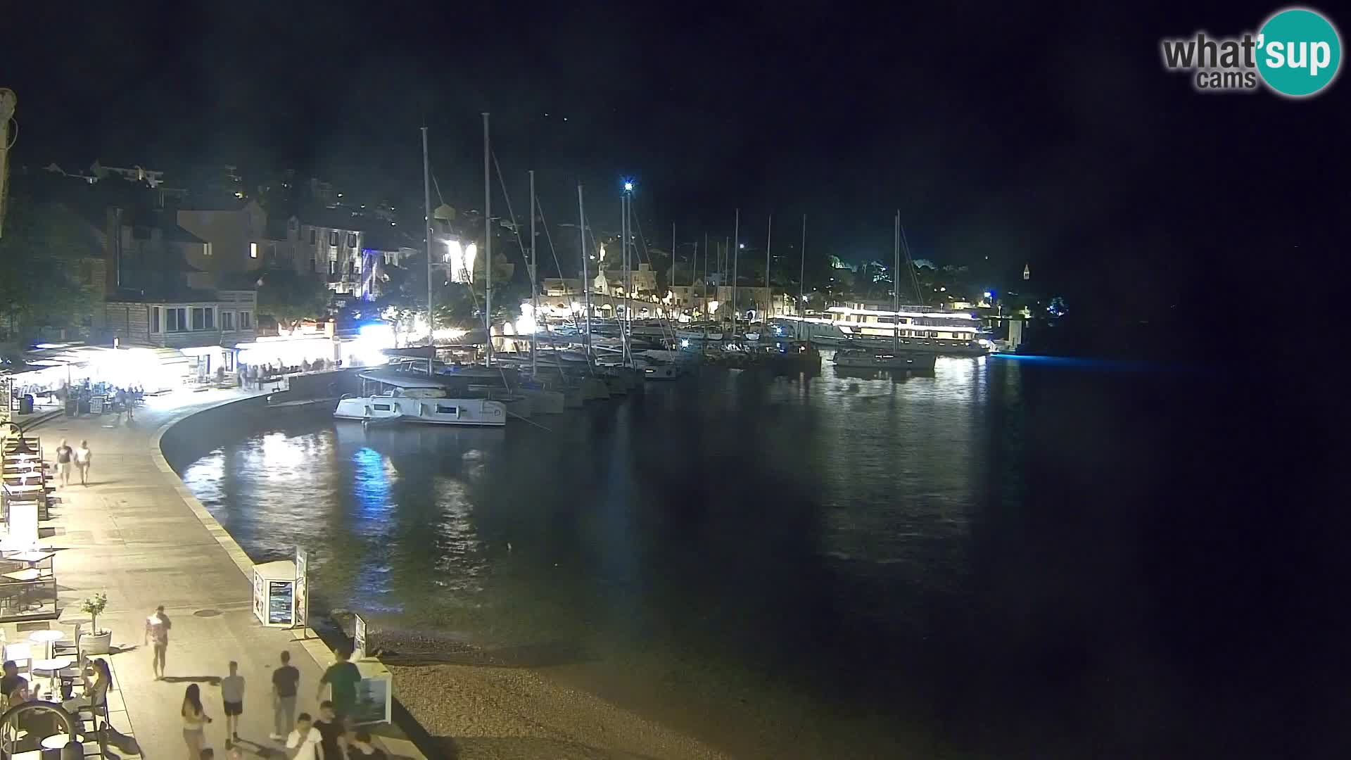 Webcam Bol Centro e Marina – Vista live dal porto di Bol