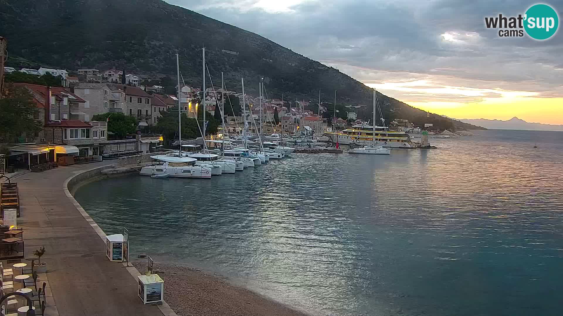 Webcam Bol Town Center & Marina – Live View from Bol, Brač