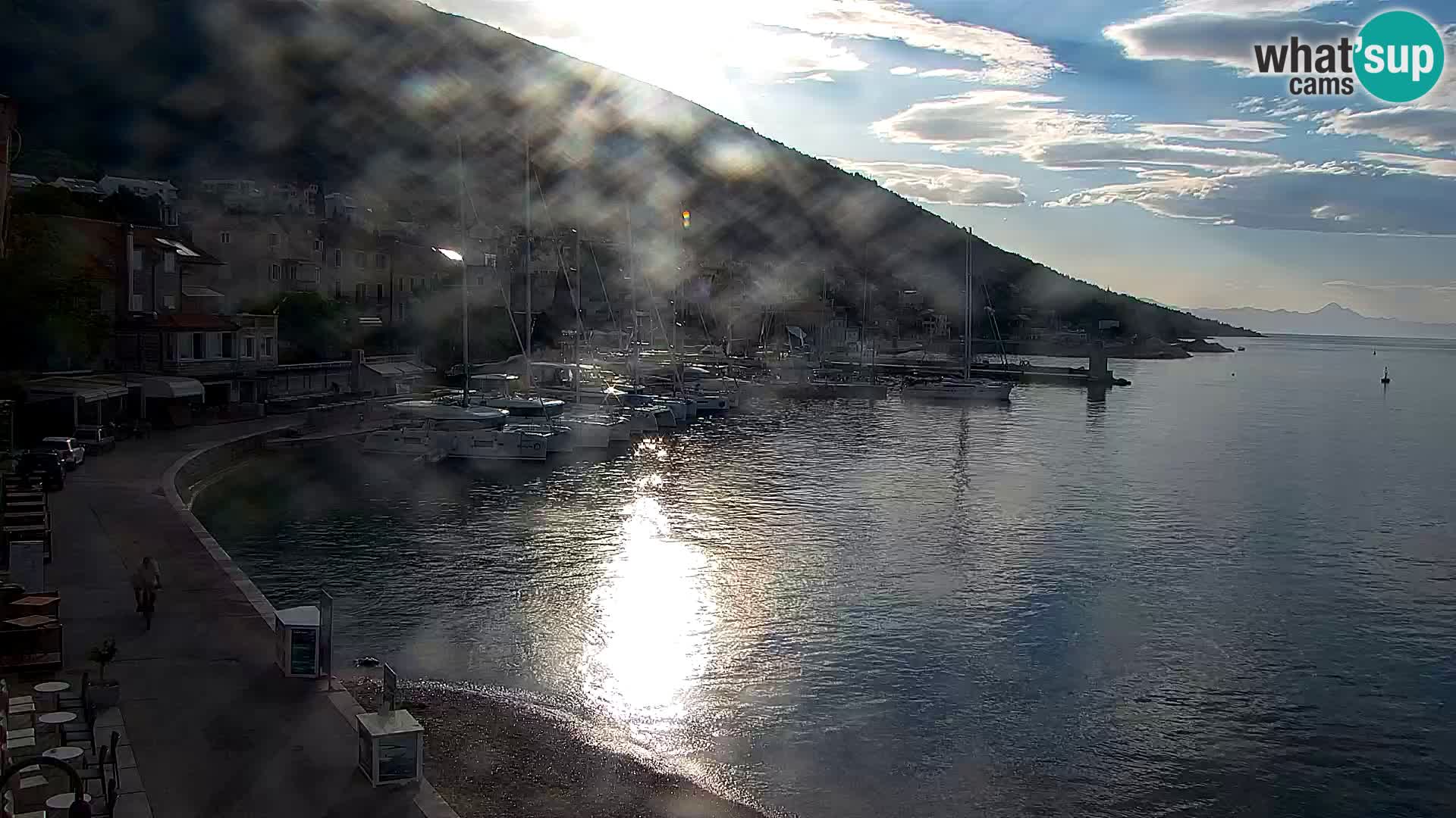 Webcam Bol Town Center & Marina – Live View from Bol, Brač