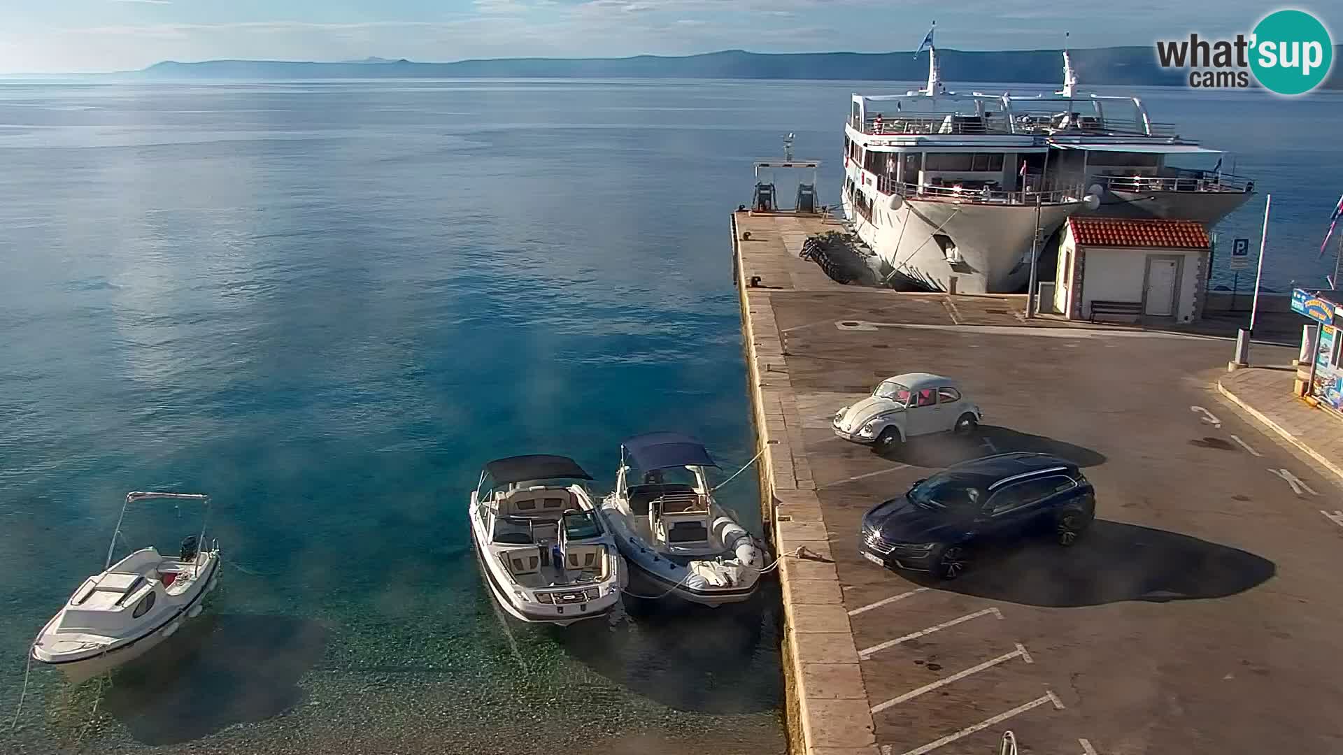 Webcam Bol Centro e Marina – Vista live dal porto di Bol
