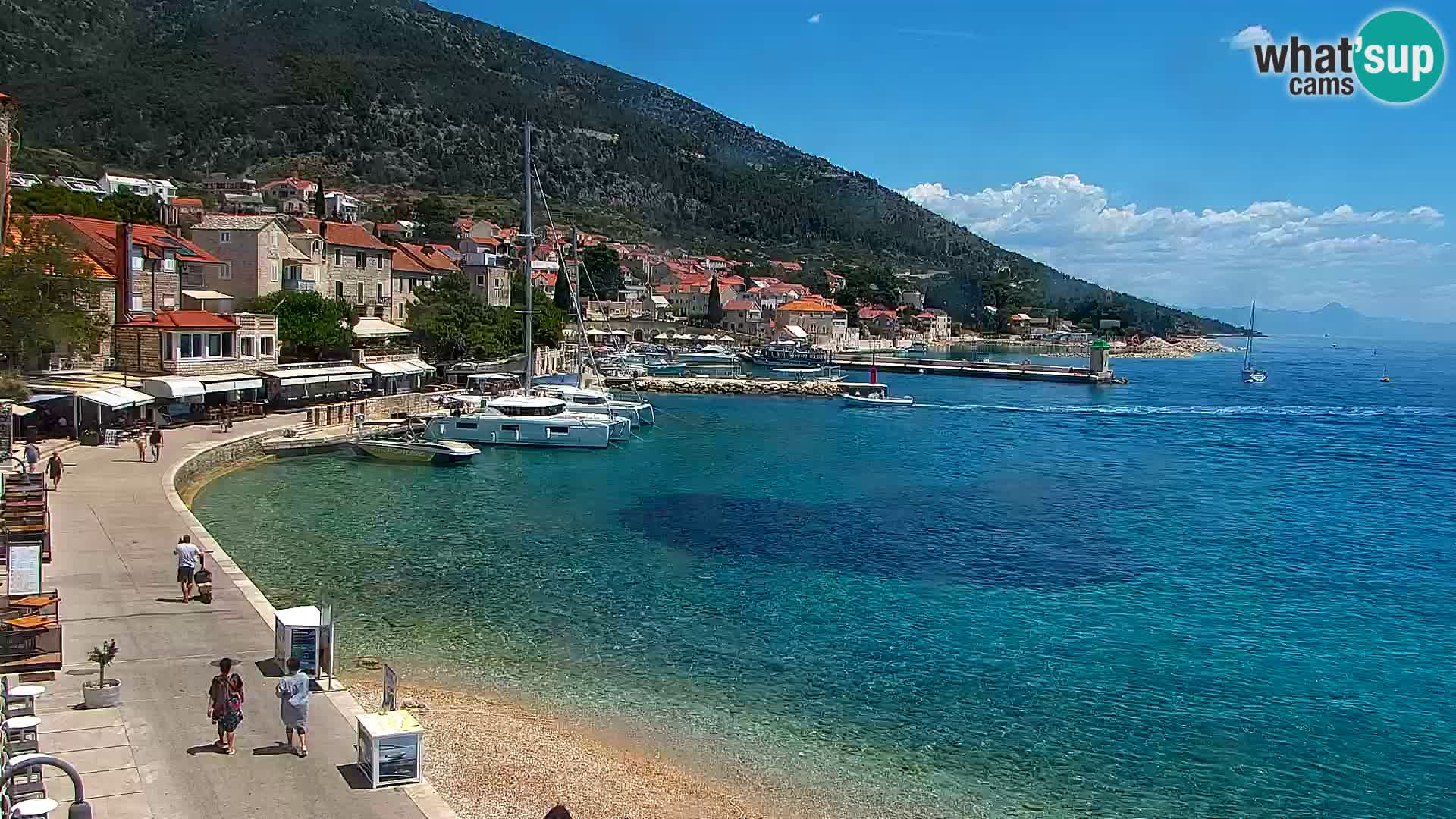 Webcam Bol Town Center & Marina – Live View from Bol, Brač