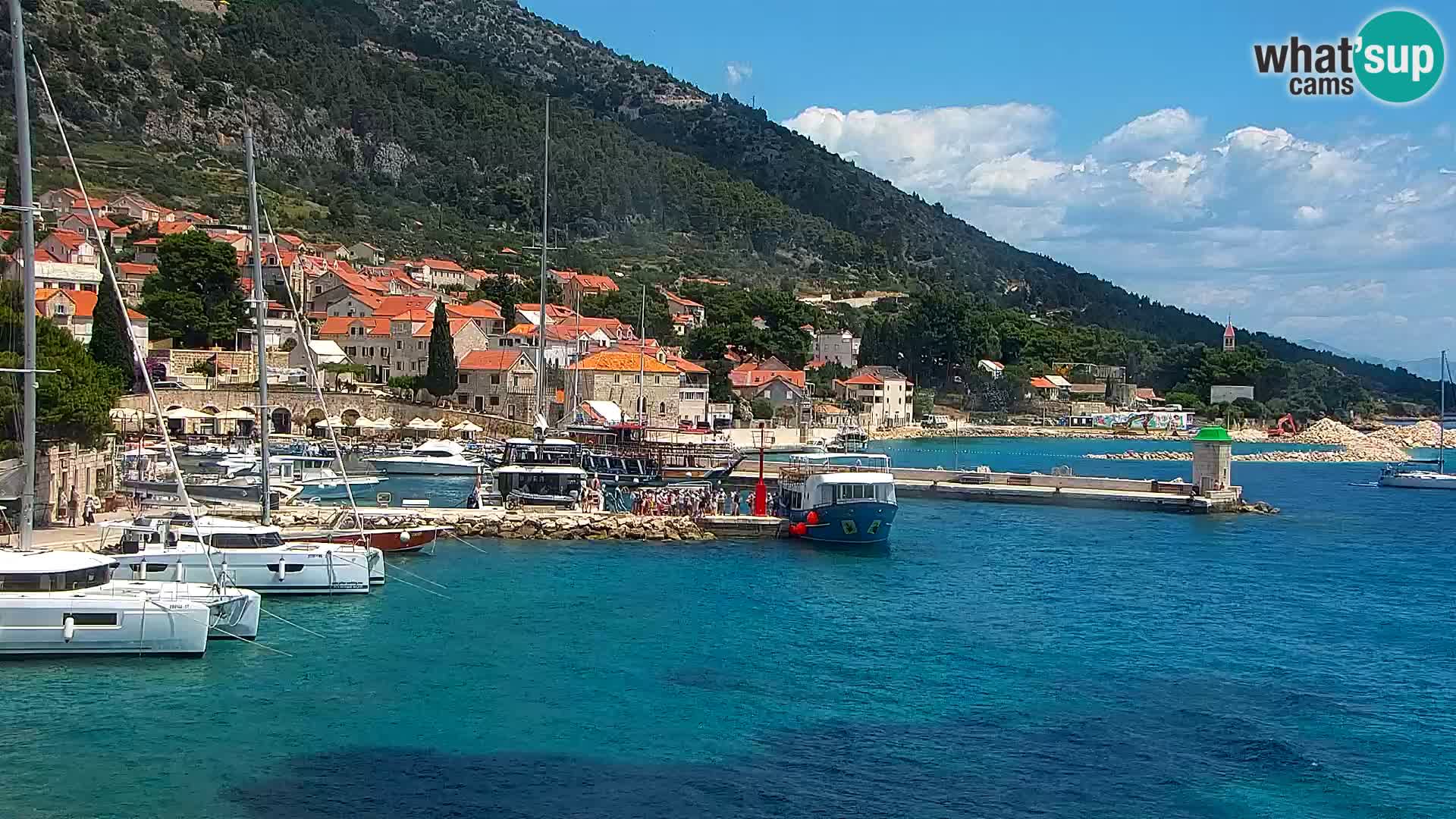 Webcam Bol Town Center & Marina – Live View from Bol, Brač