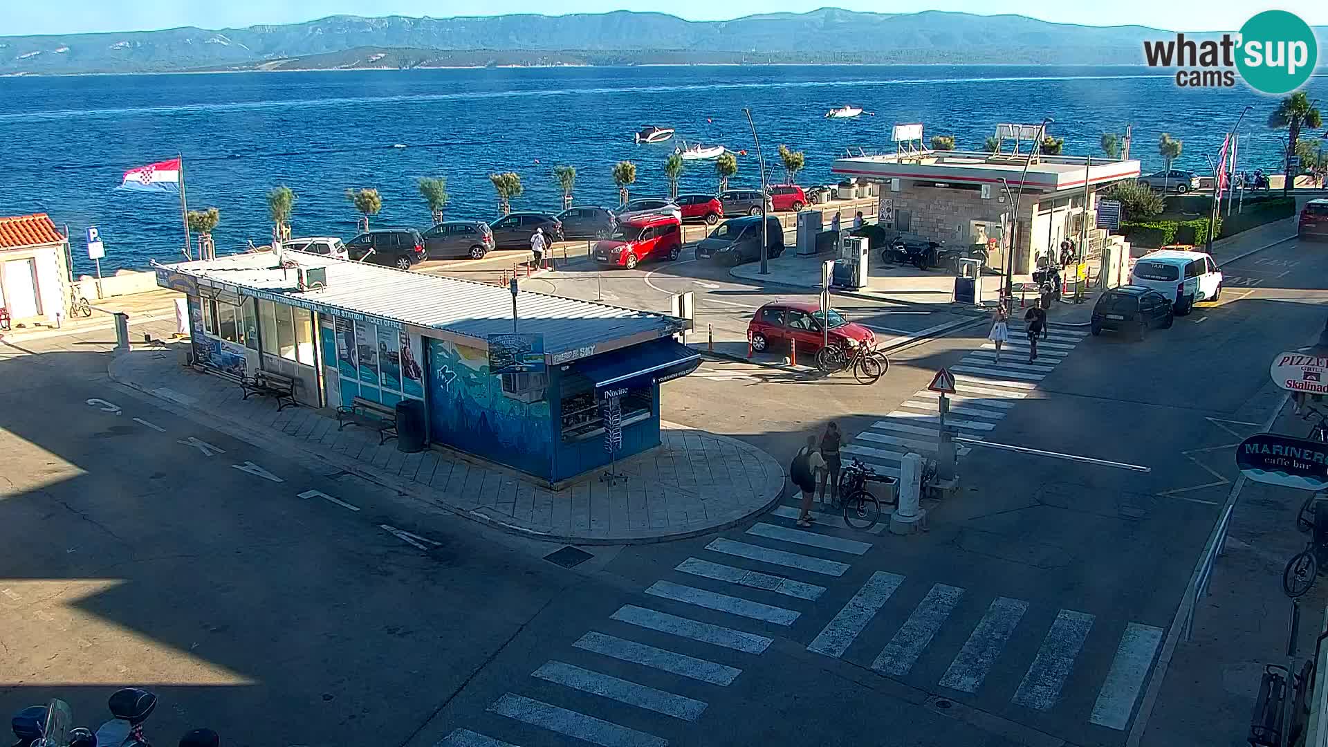 Webcam Bol Centro e Marina – Vista live dal porto di Bol