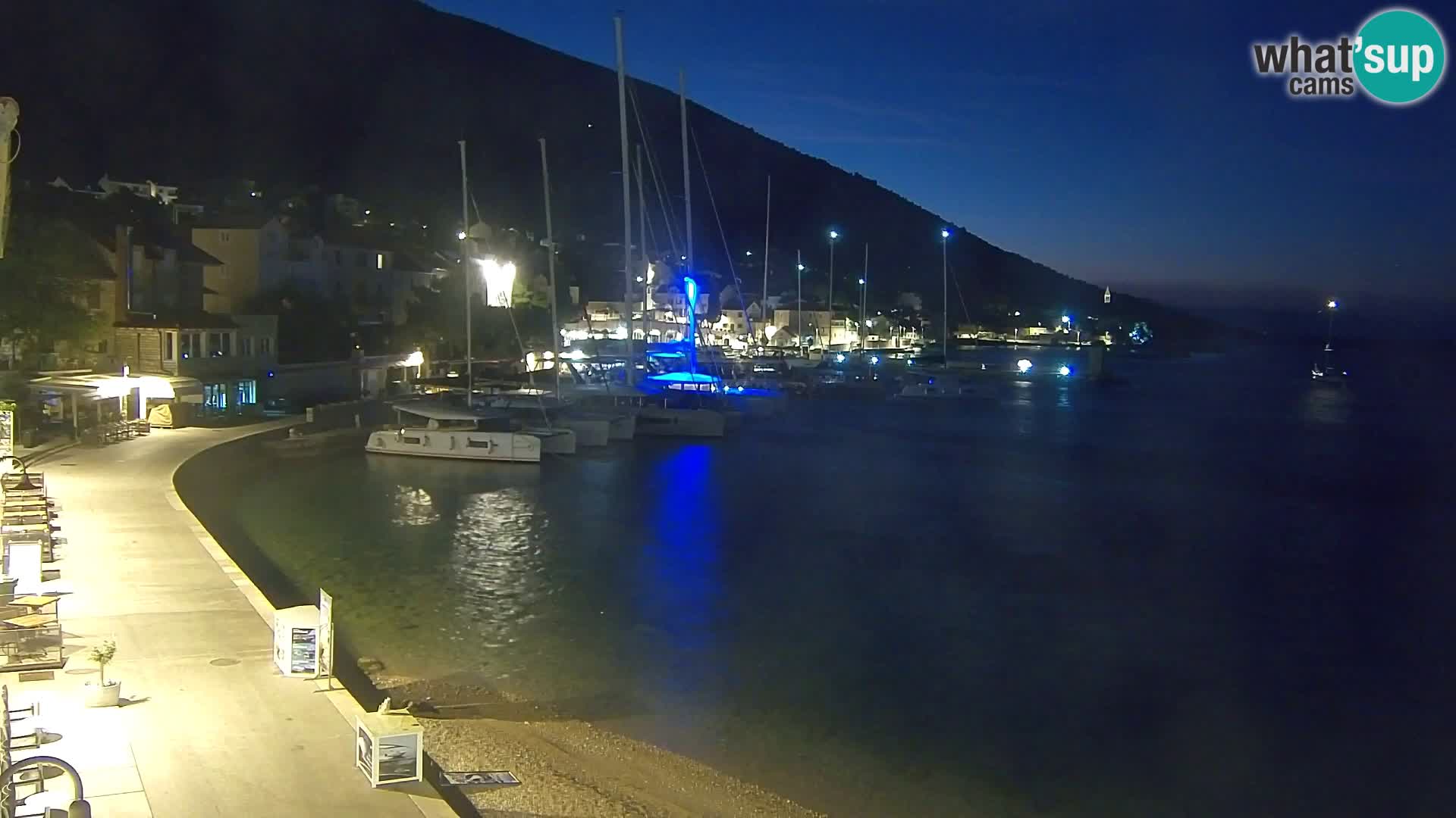Webcam Bol Town Center & Marina – Live View from Bol, Brač