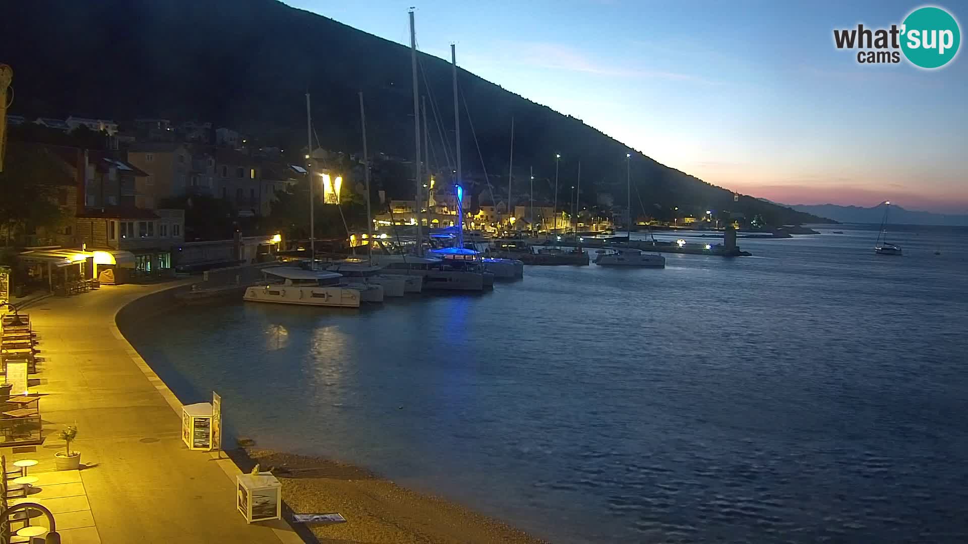 Webcam Bol Town Center & Marina – Live View from Bol, Brač