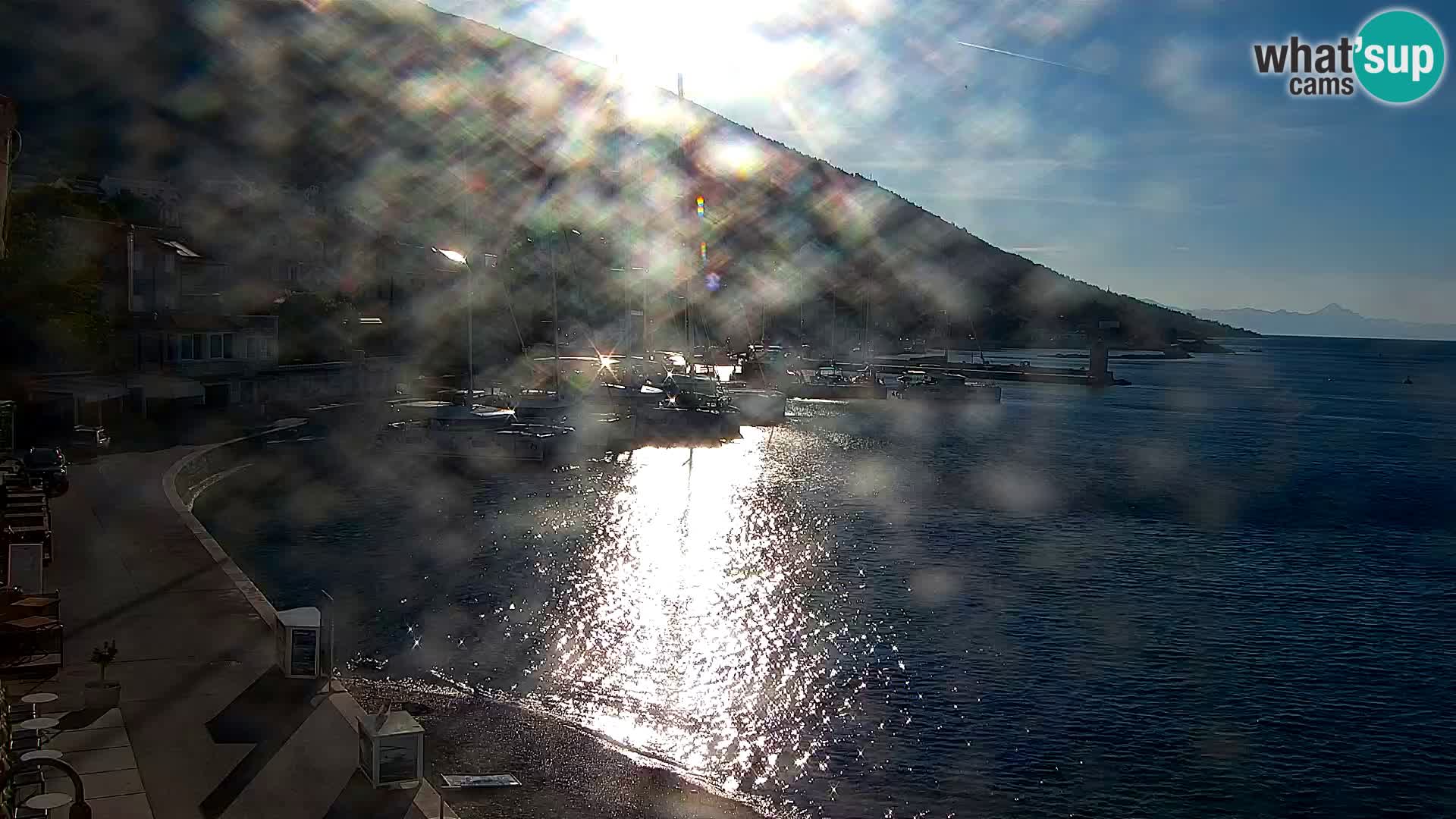 Webcam Bol Hafen & Ortszentrum – Liveblick aus Bol auf der Insel Brač