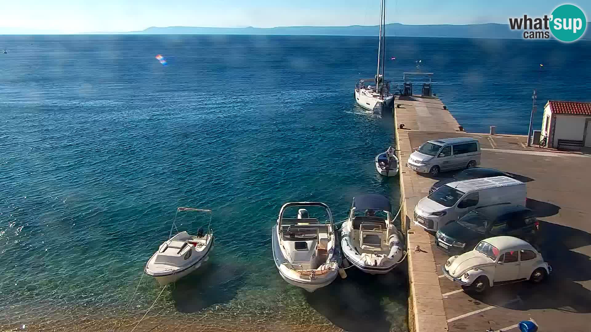 Webcam Bol Town Center & Marina – Live View from Bol, Brač